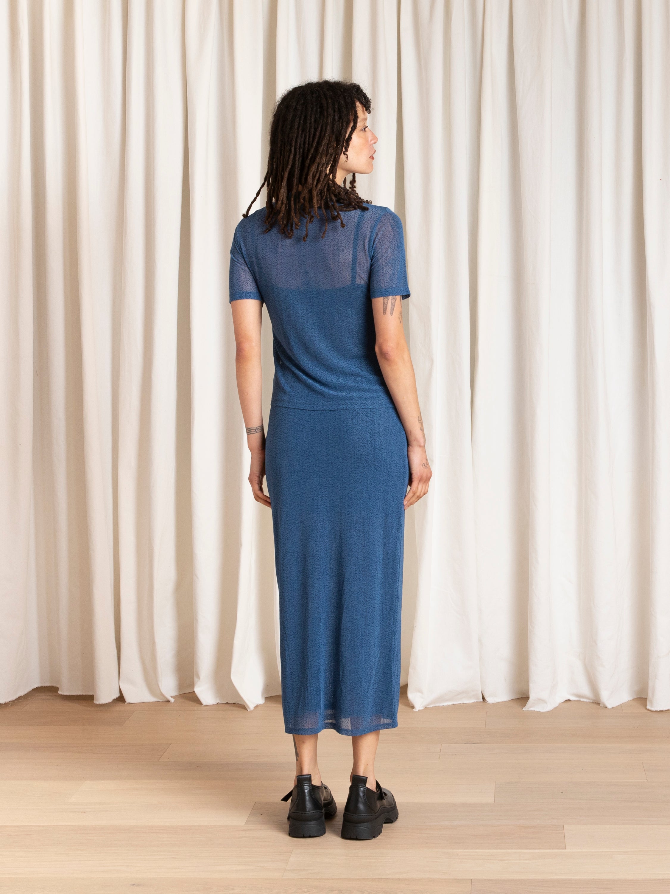 MESH PENCIL SKIRT - BLUE