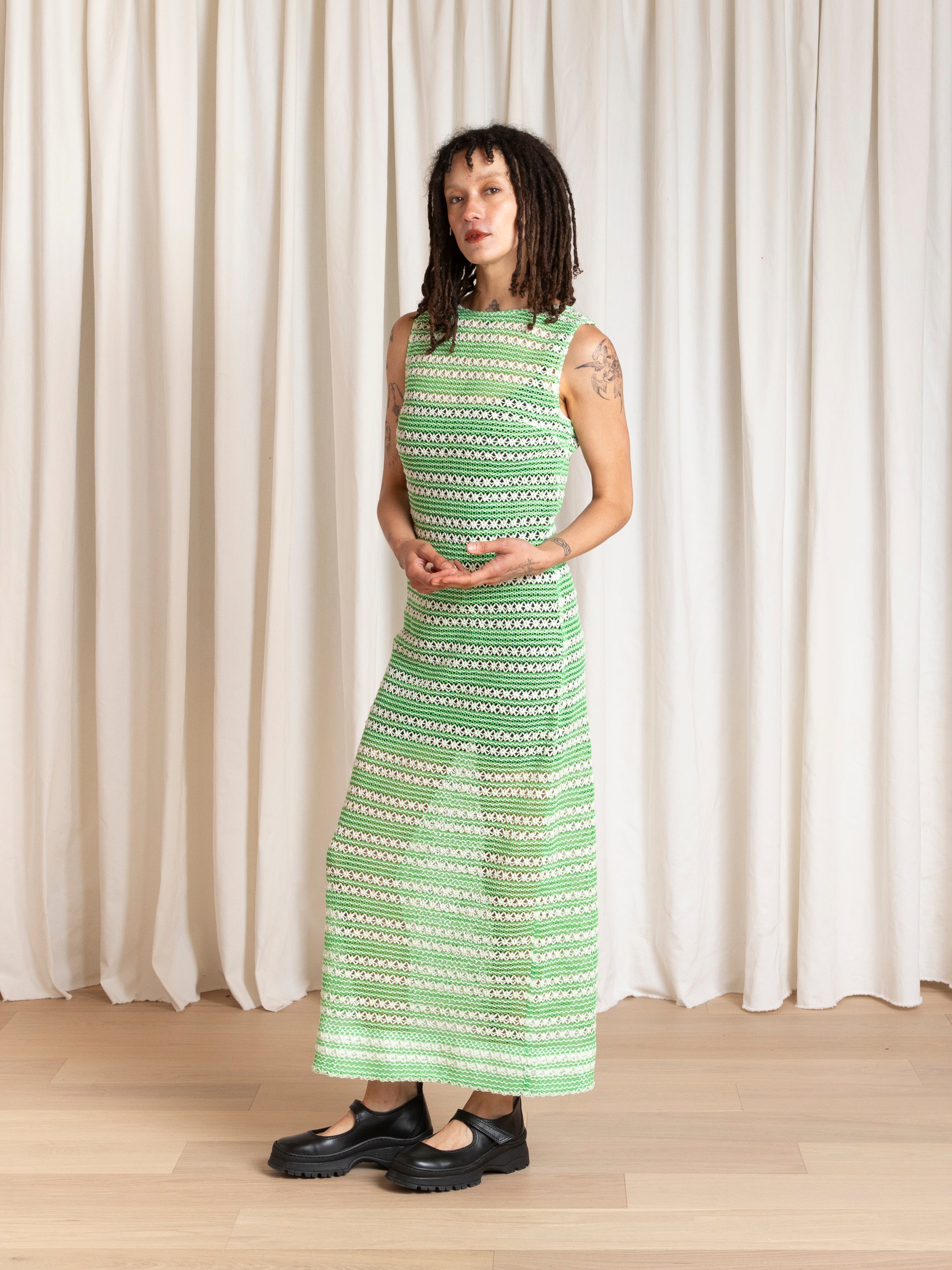 LOW BACK COLUMN DRESS - LIME/IVORY CROCHET