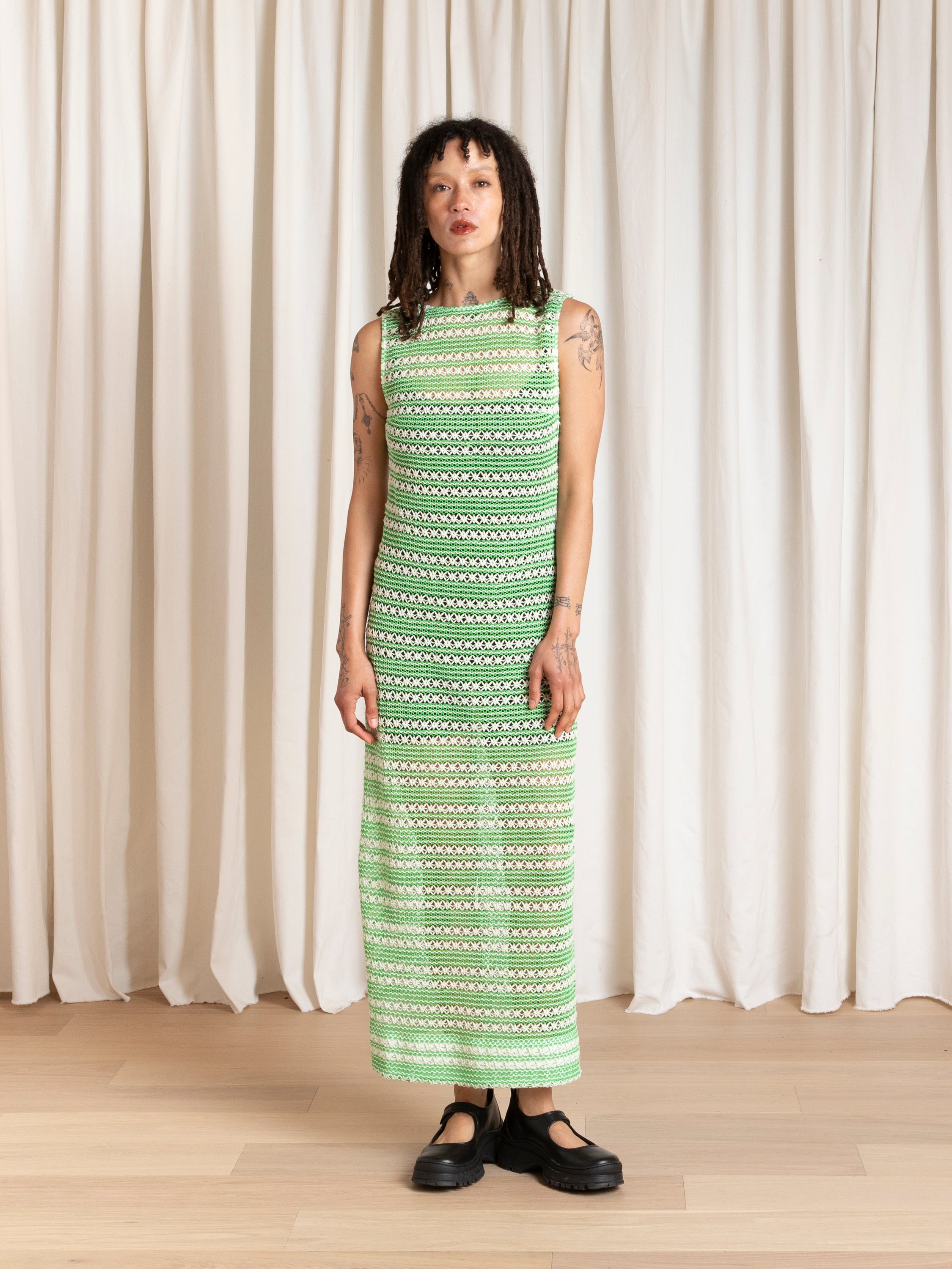 LOW BACK COLUMN DRESS - LIME/IVORY CROCHET