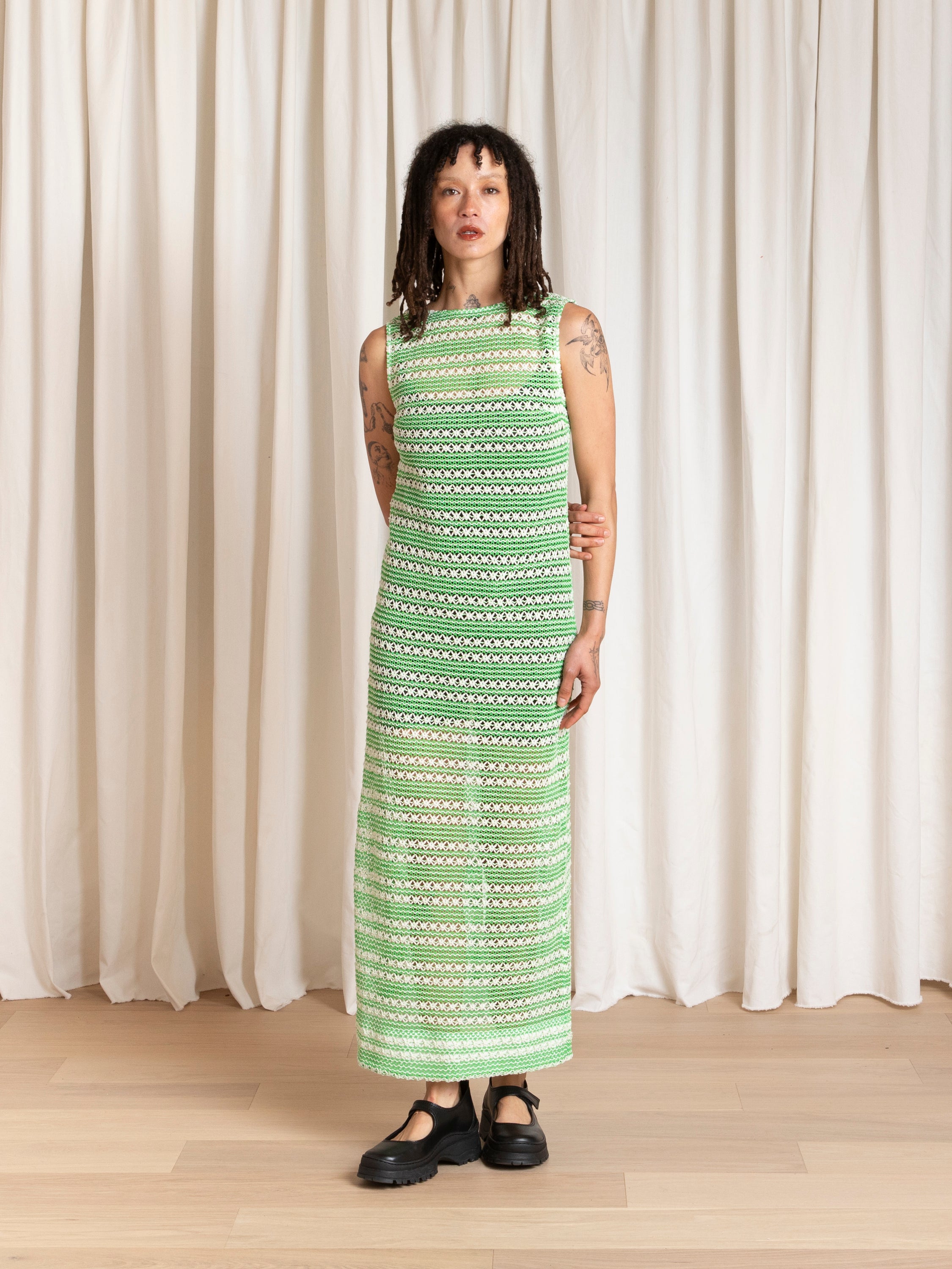 LOW BACK COLUMN DRESS - LIME/IVORY CROCHET