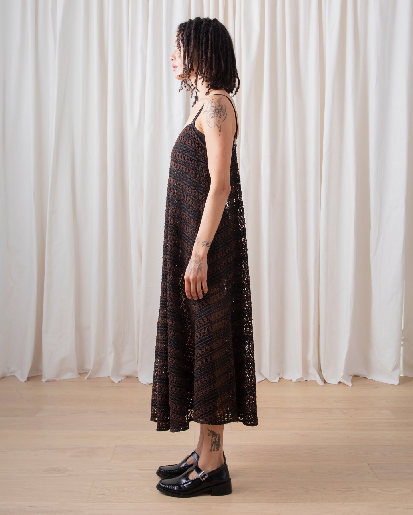 FULL HEM DRESS - BROWN/BLACK CROCHET