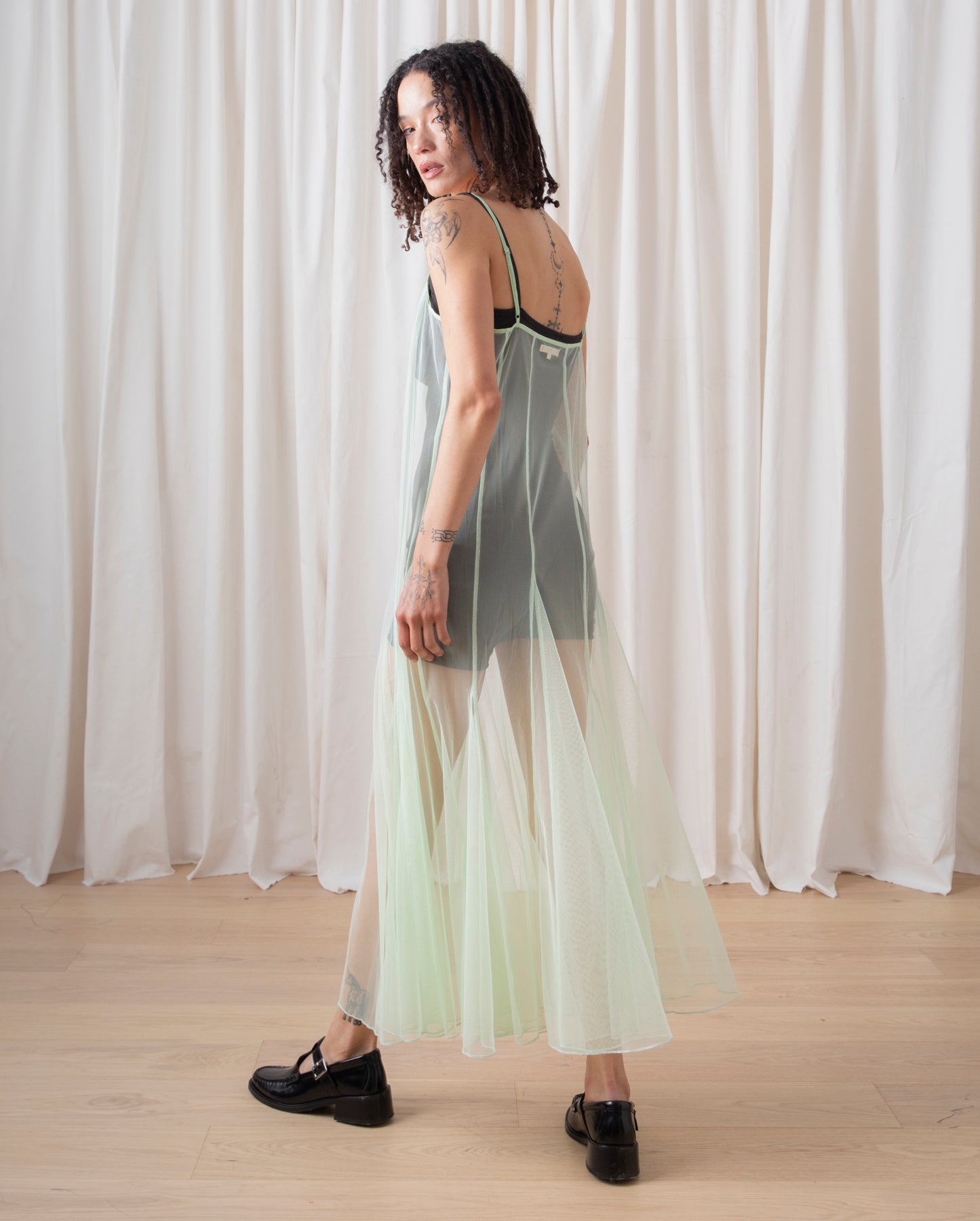 PANELED MESH DRESS - MINT