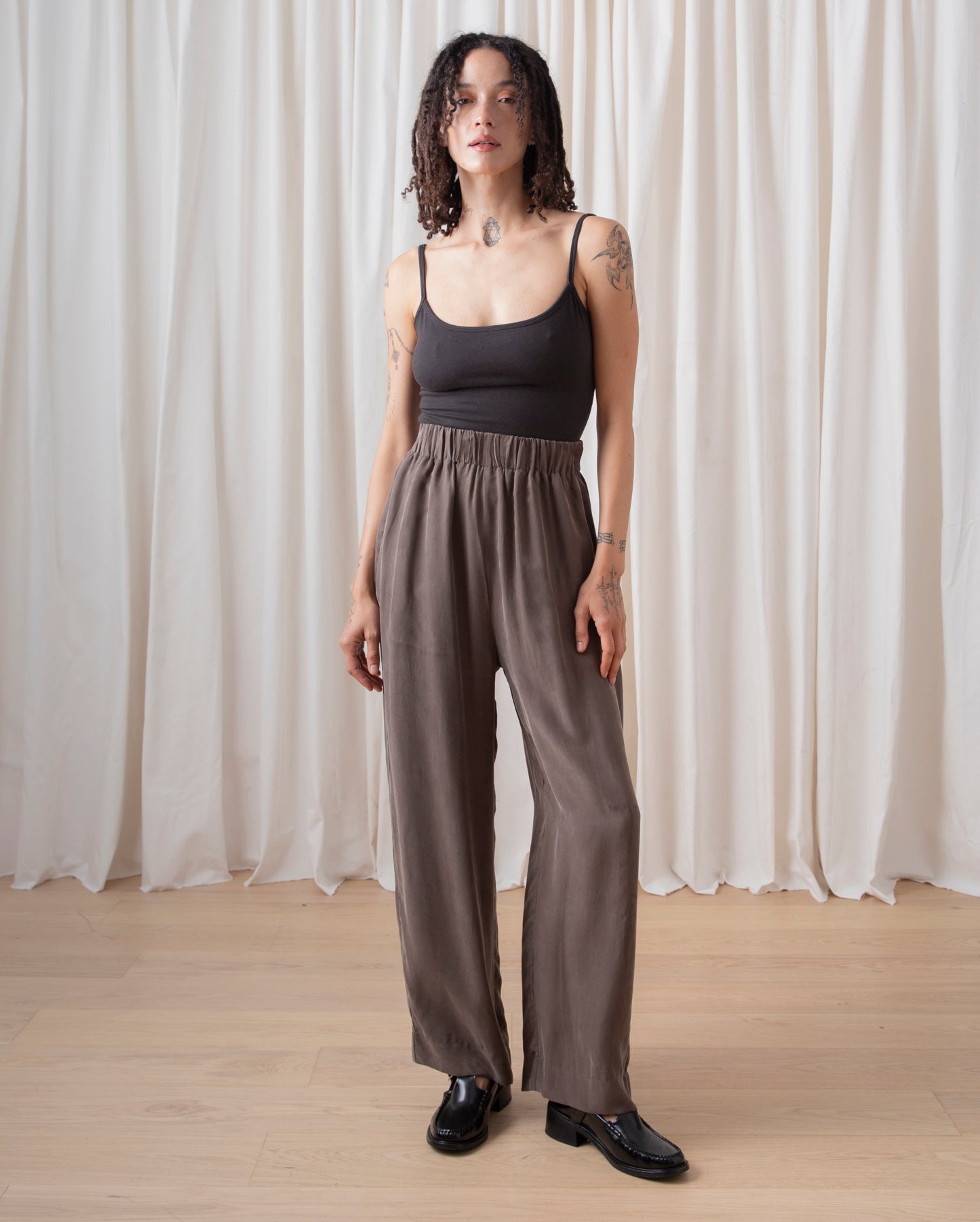ELASTIC WAIST PANT - DARK TAUPE