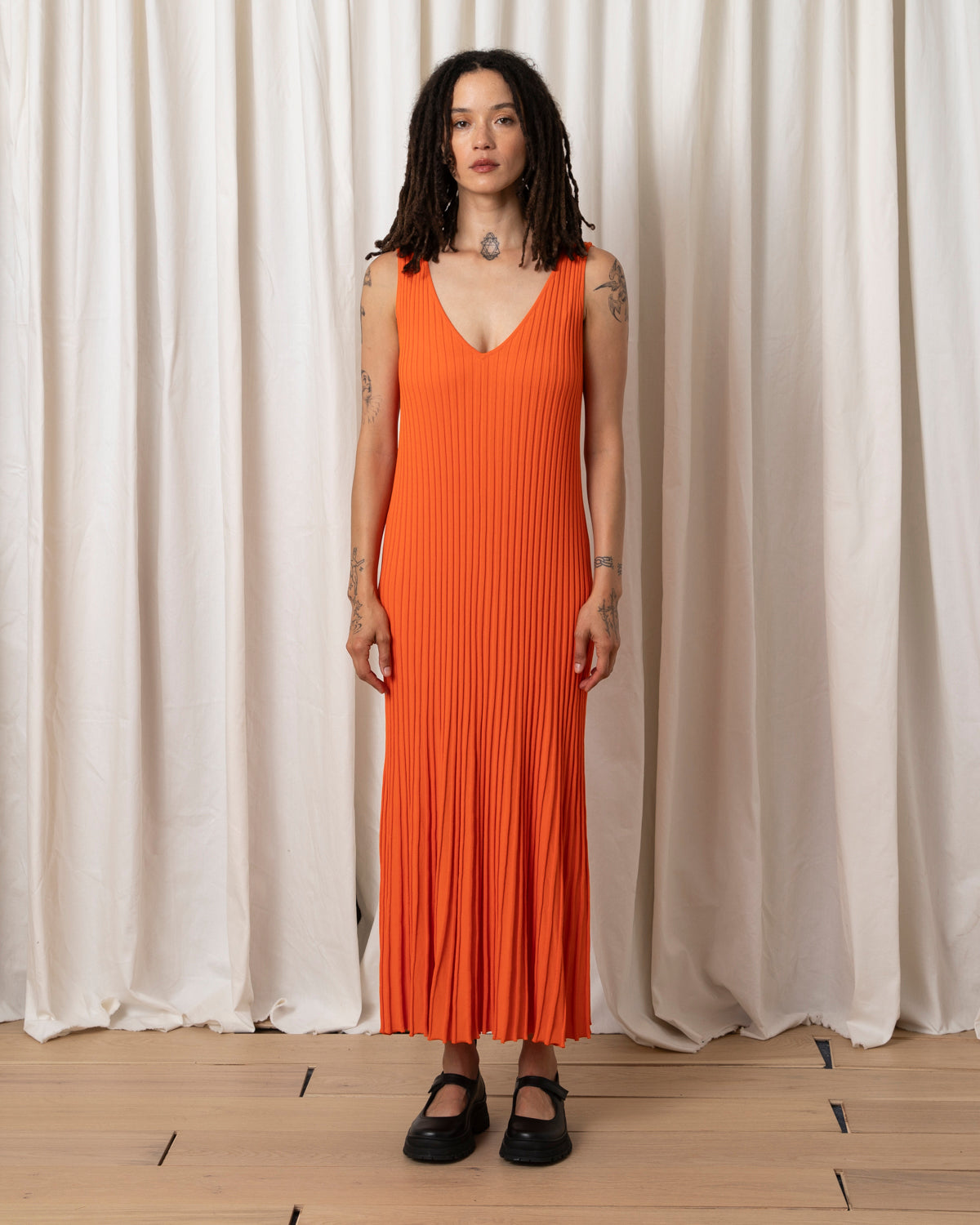 SAMPLE - KNIT PLEATED DRESS - ORANGE