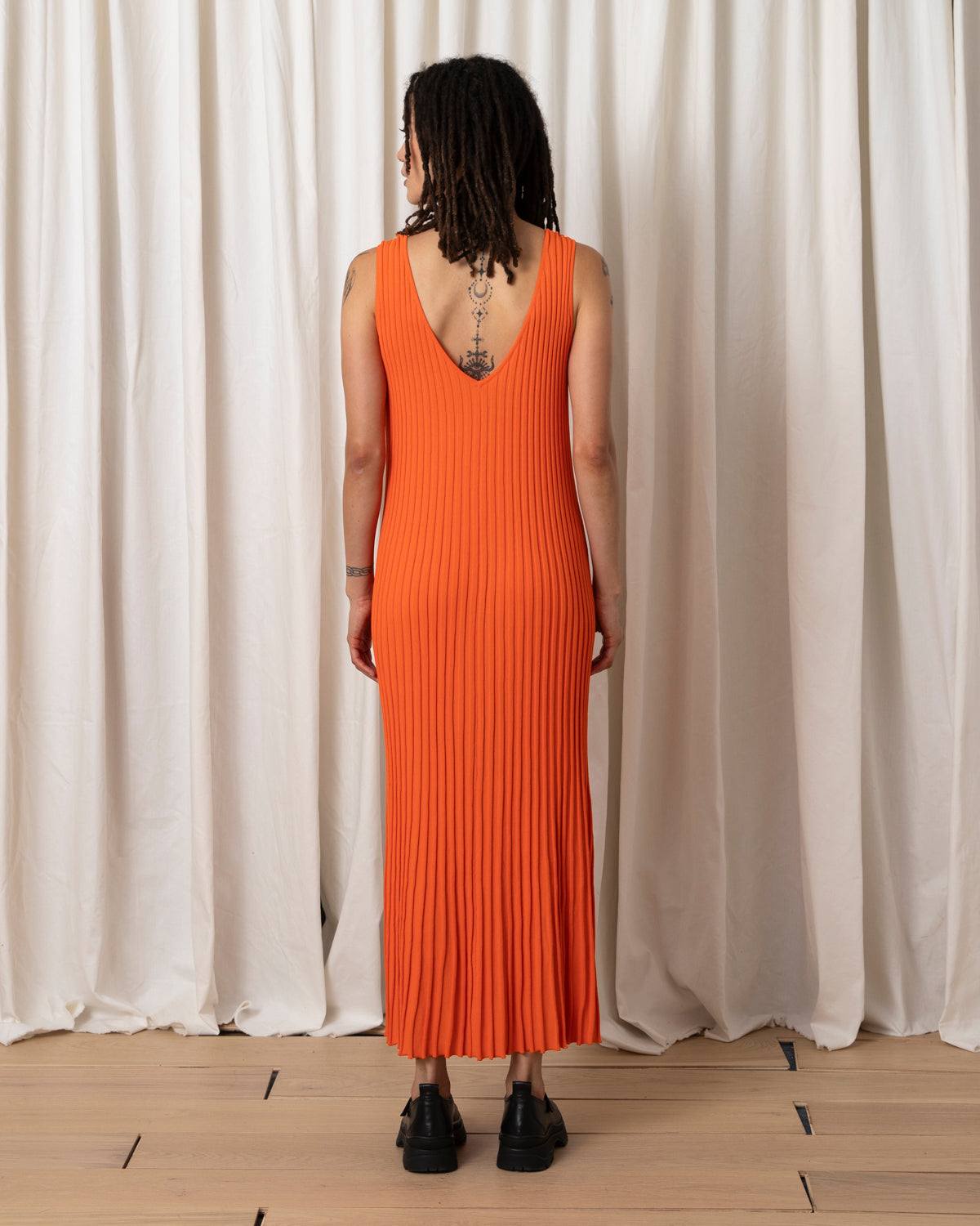 SAMPLE - KNIT PLEATED DRESS - ORANGE