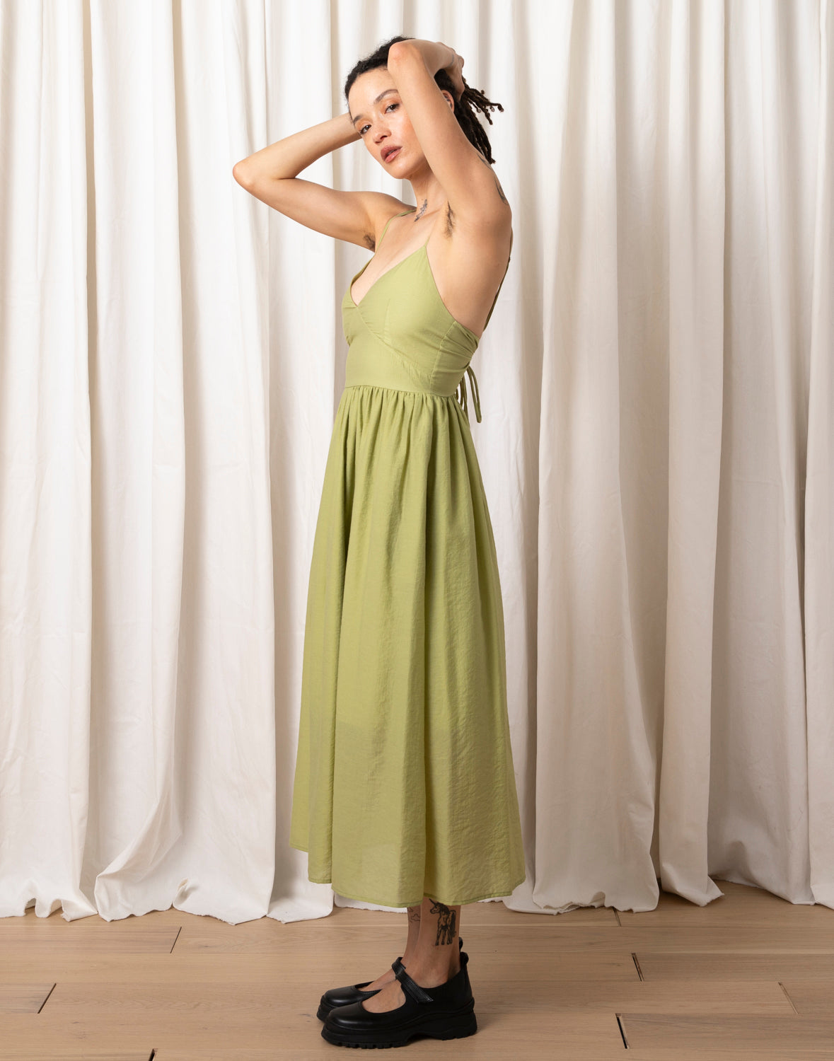 SAMPLE - TIE BACK MIDI DRESS - BLACK SEERSUCKER
