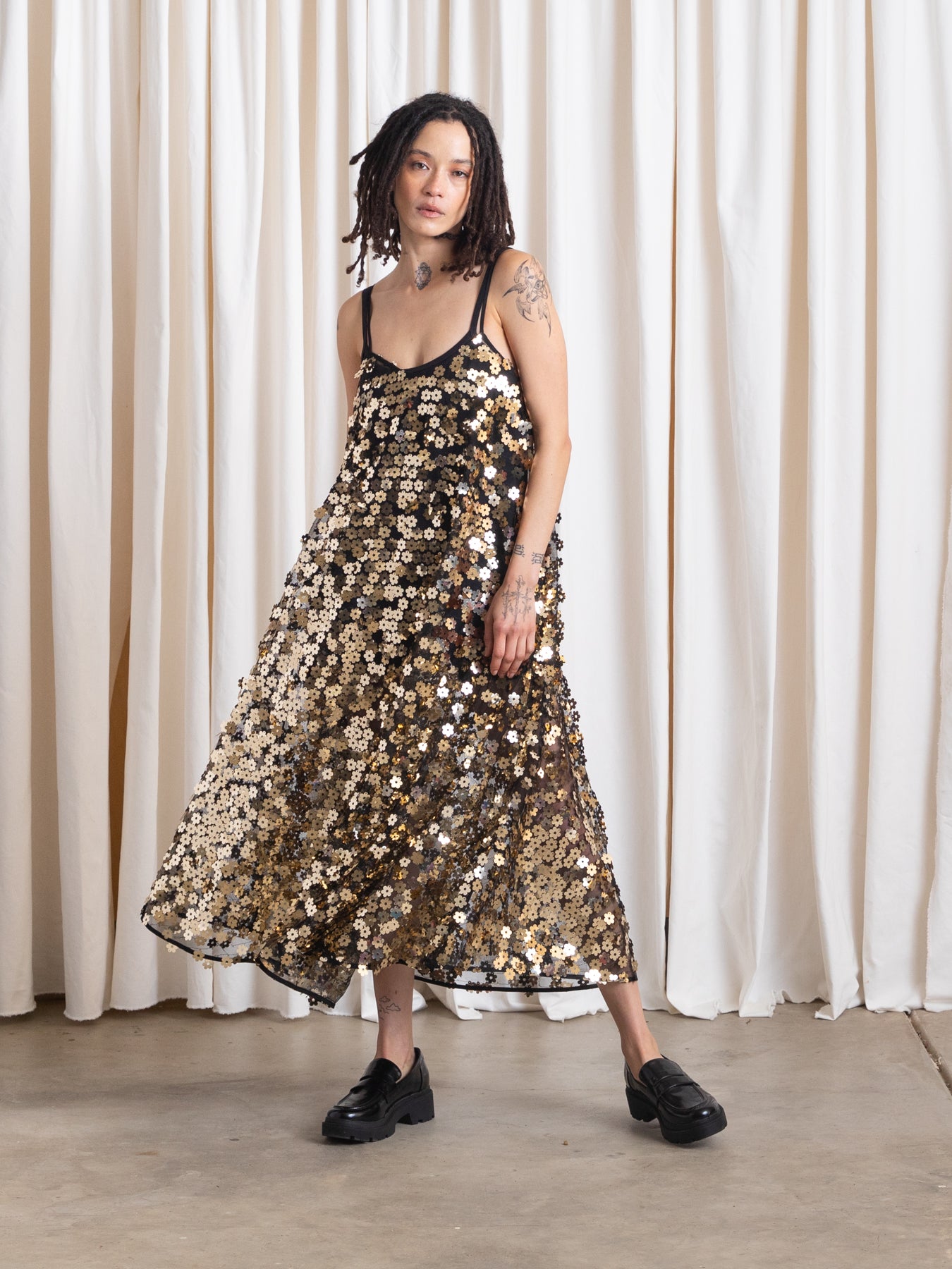 FULL HEM DRESS - BLACK FLOWER SEQUINS