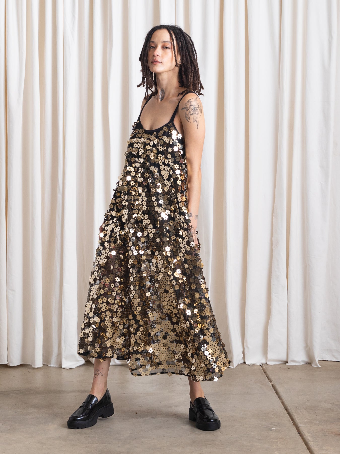 FULL HEM DRESS - BLACK FLOWER SEQUINS