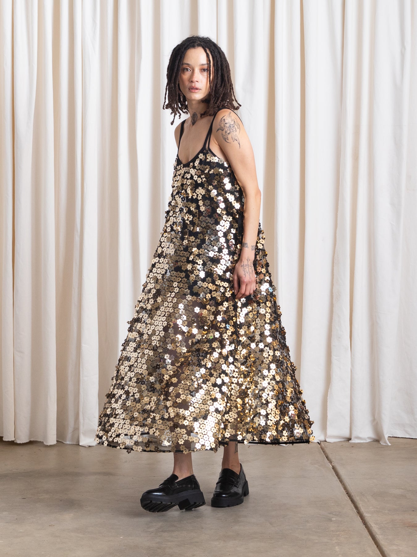 FULL HEM DRESS - BLACK FLOWER SEQUINS