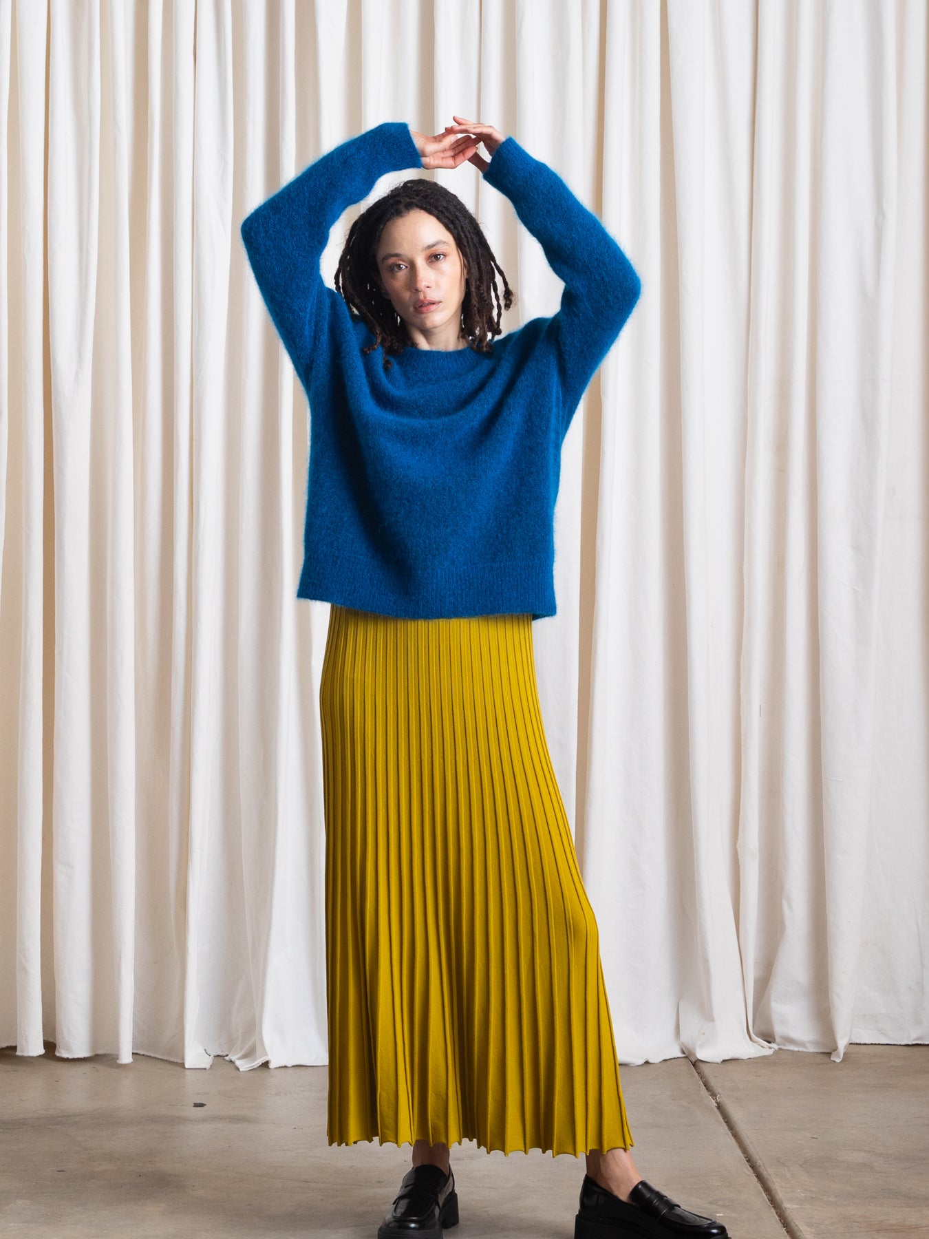 OVERSIZED MOHAIR PULLOVER - ELECTRIC TEAL