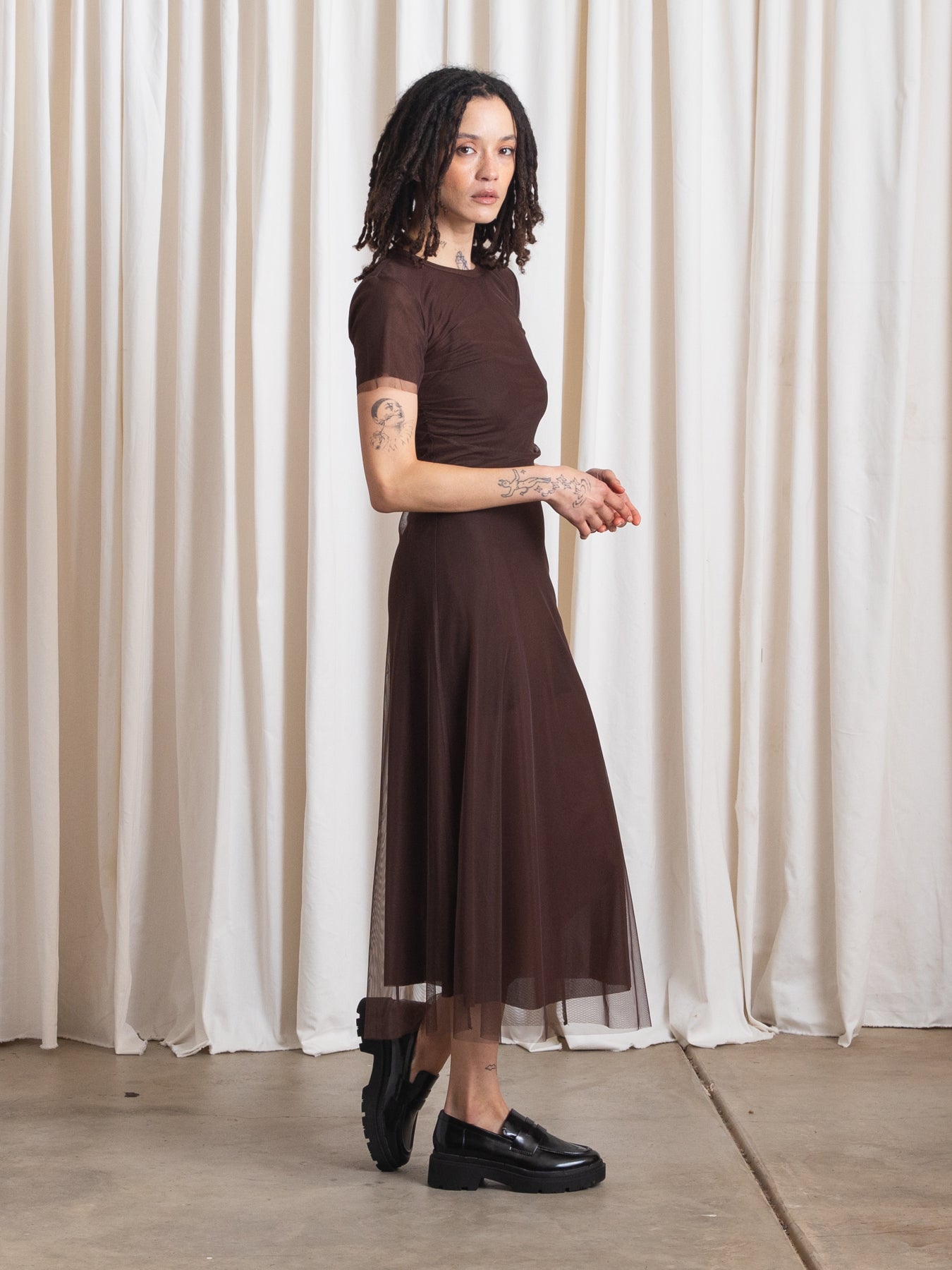 FITTED T-SHIRT DRESS - BLACK