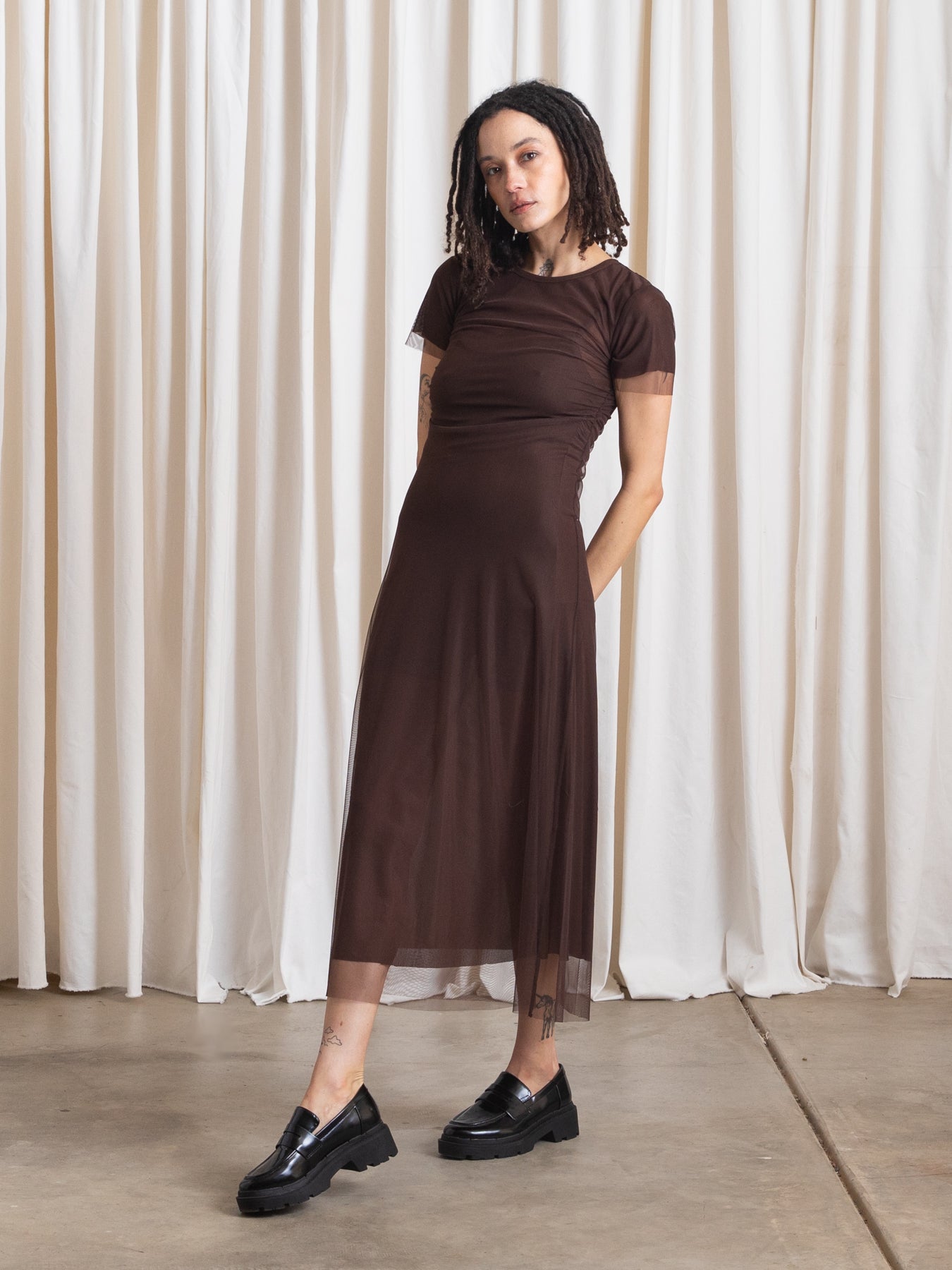 FITTED T-SHIRT DRESS - BLACK