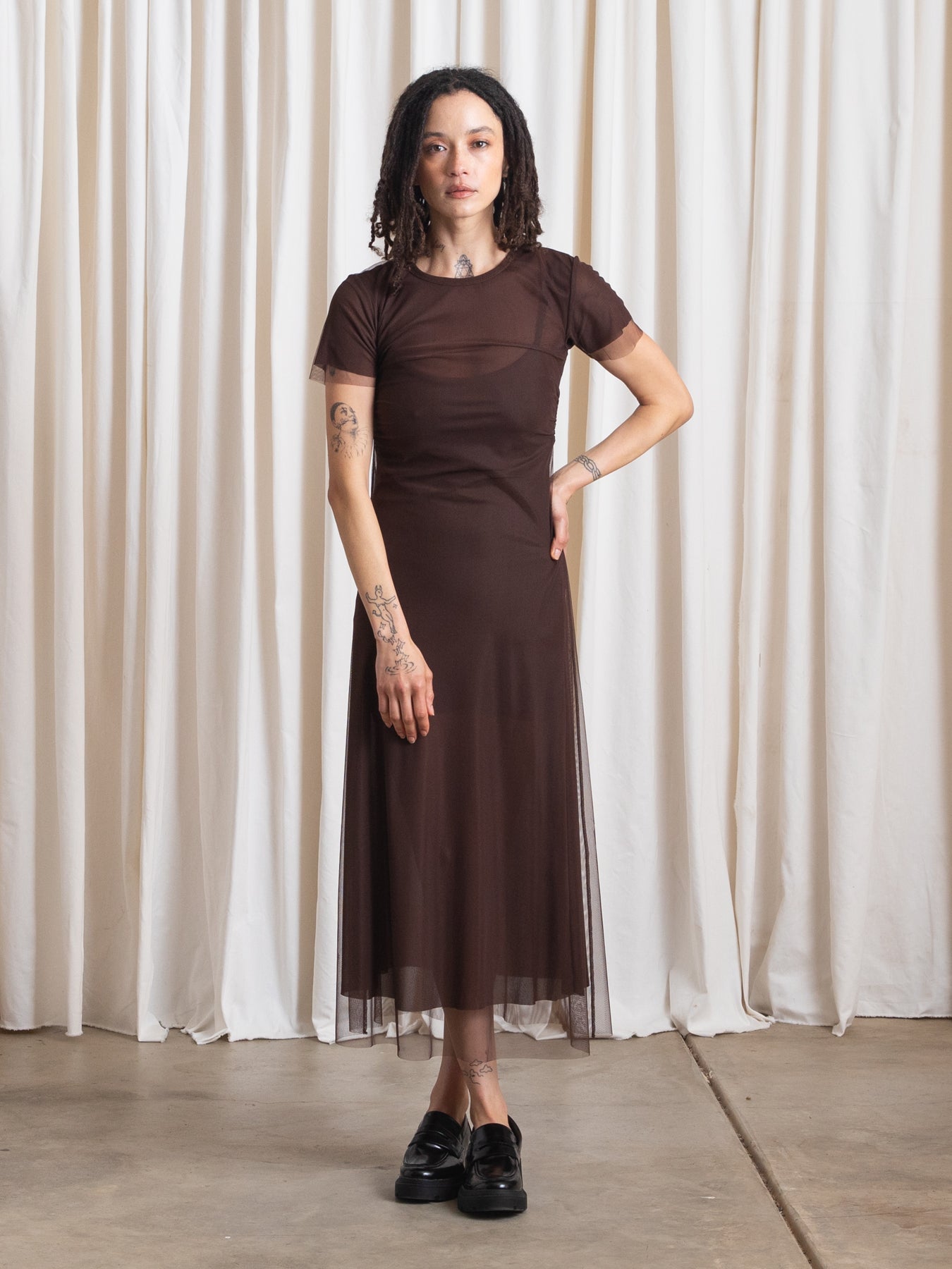 FITTED T-SHIRT DRESS - BLACK