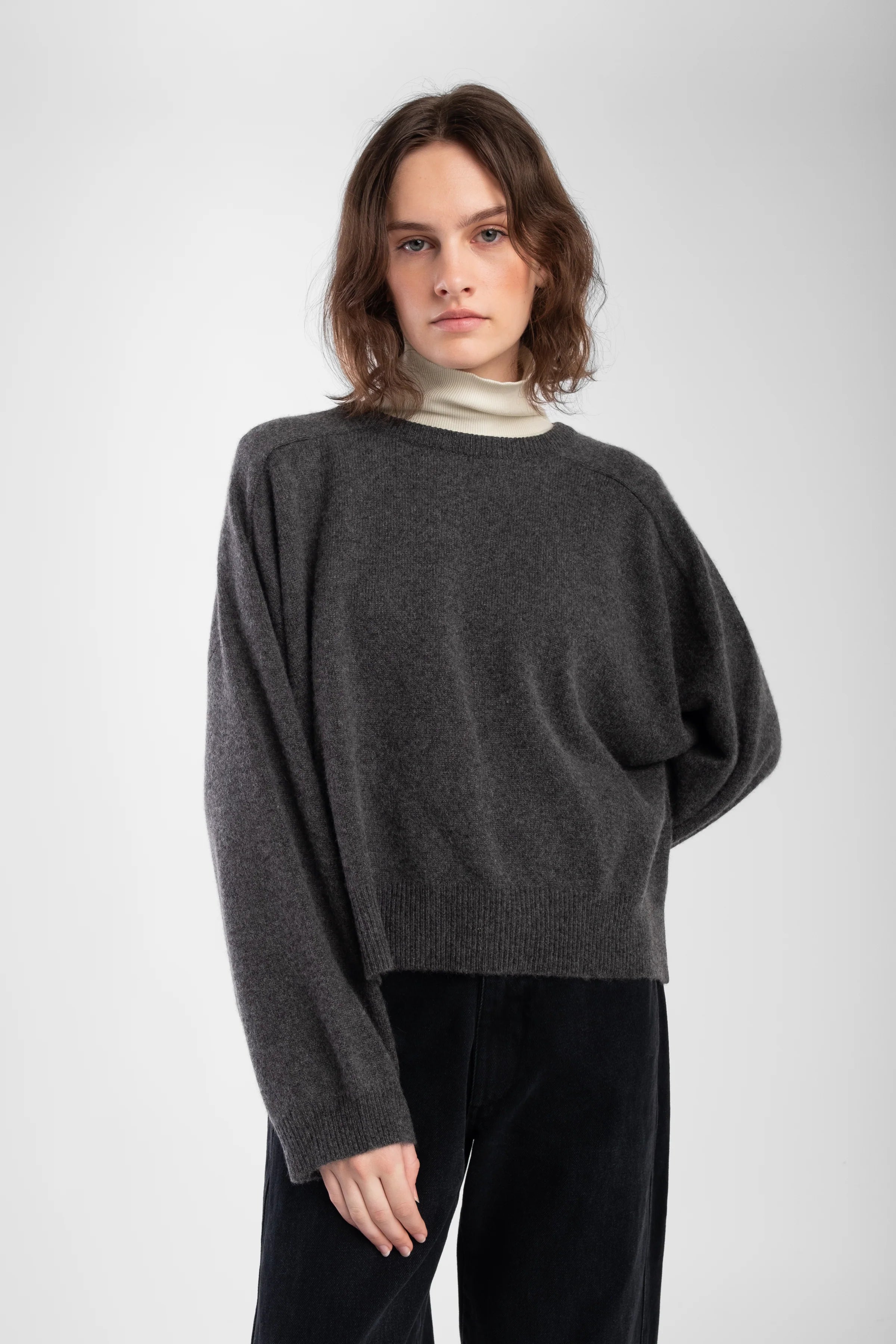 CASHMERE SHELL SWEATER - CHARCOAL