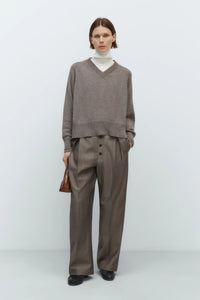 CASHMERE V-NECK SWEATER - TAUPE