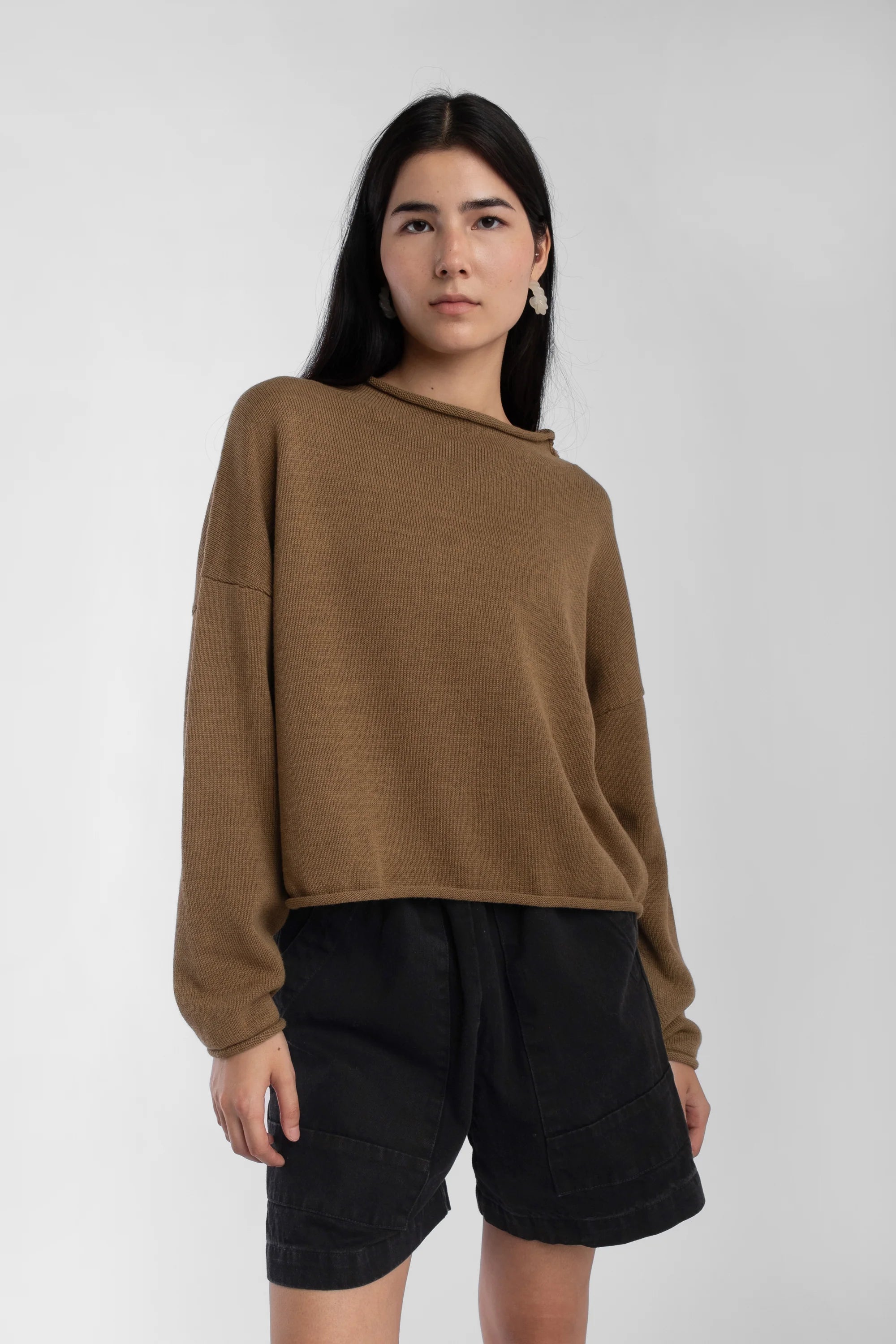 ROLLED SWEATER - UMBER