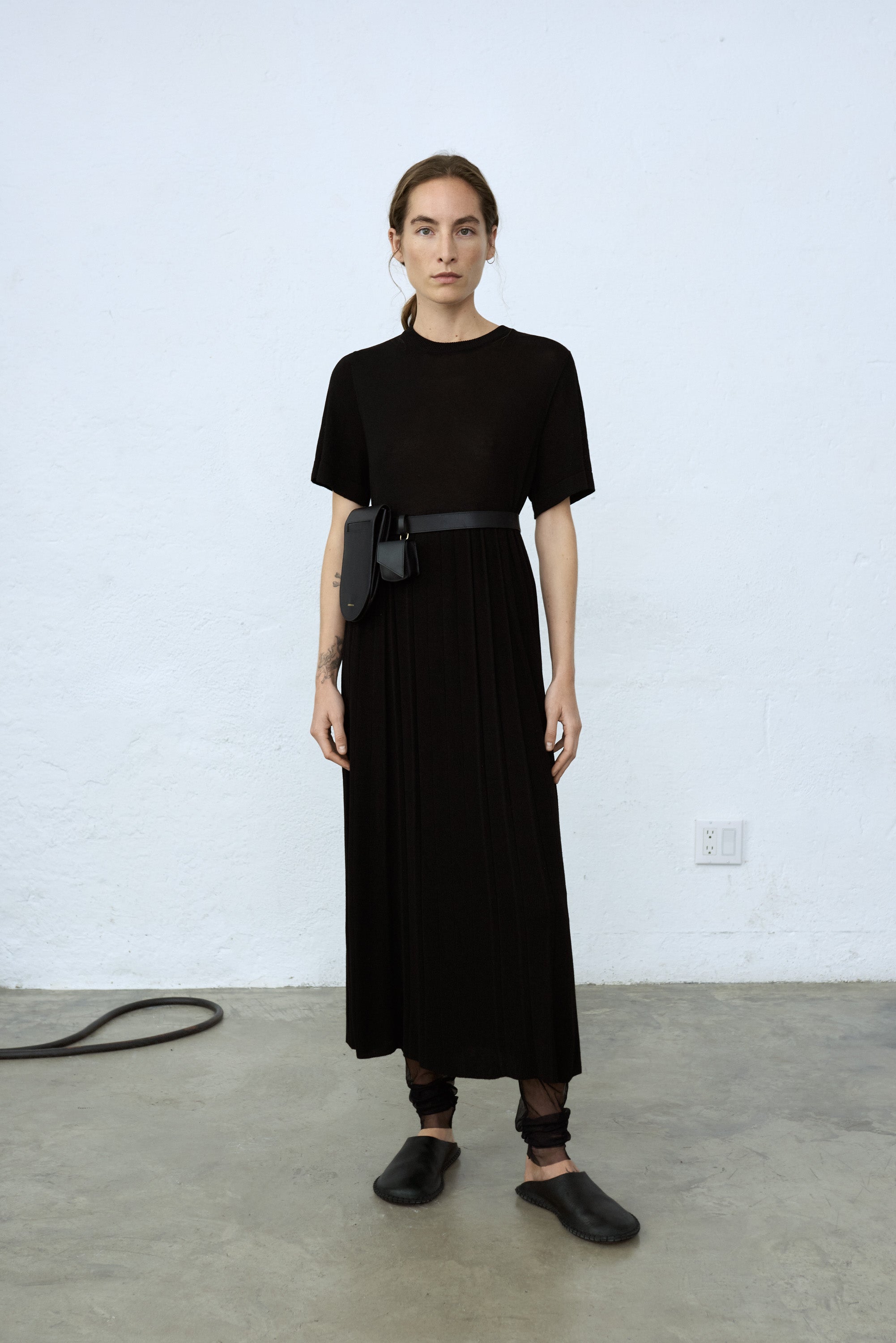 CORDERA - VISCOSE PLEATED DRESS - BLACK