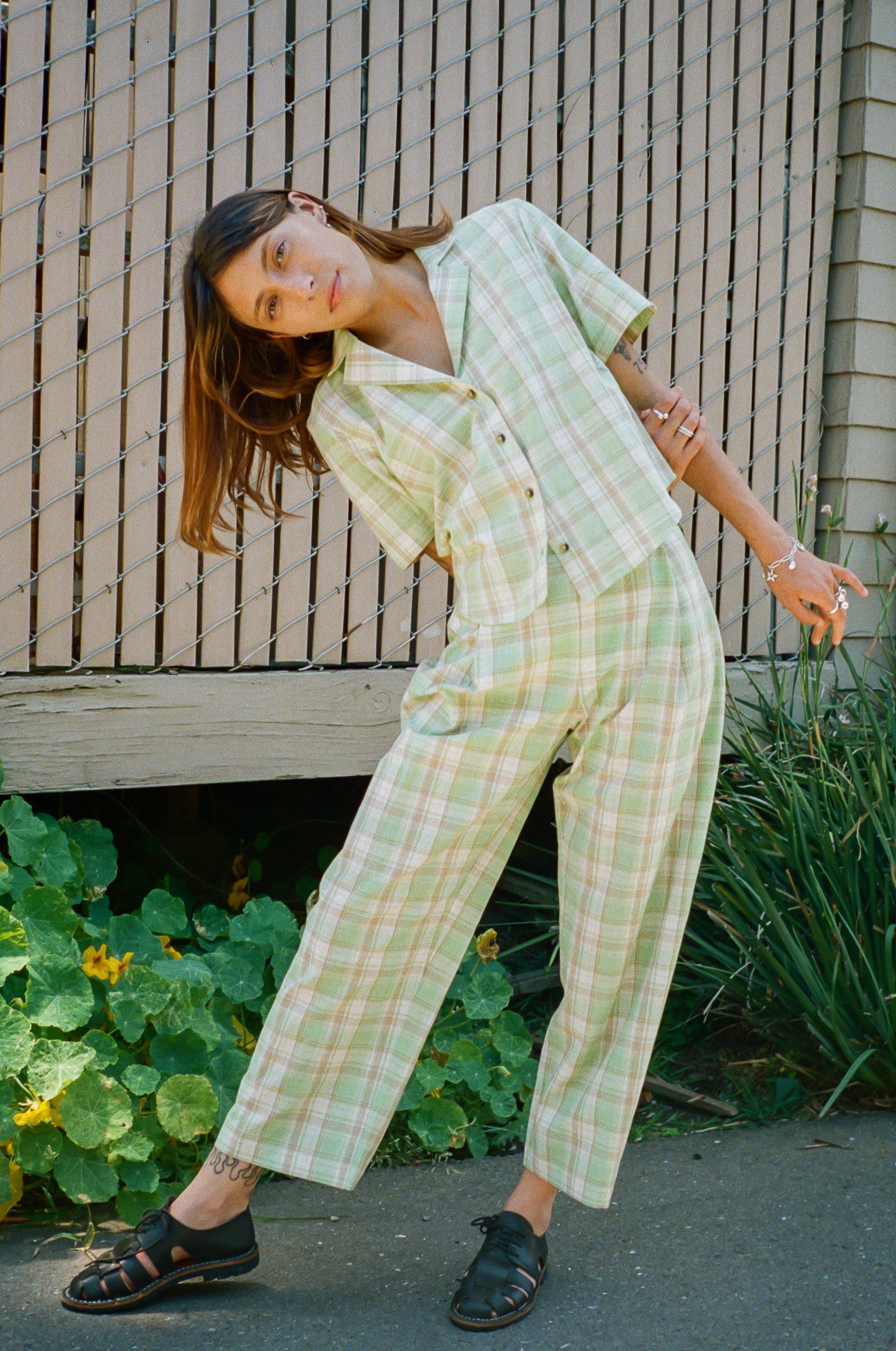 NOTCH COLLAR TOP - LIME PLAID