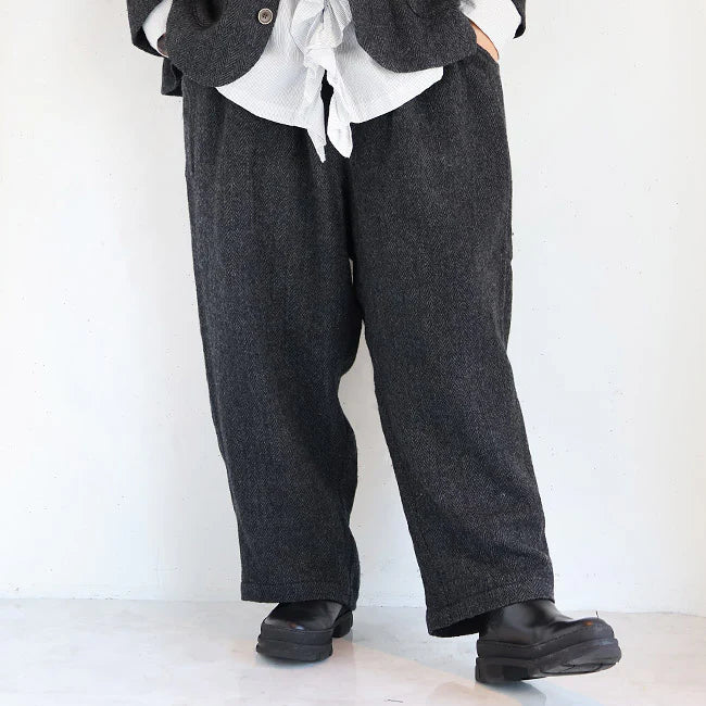 WOOL HERRINGBONE PANTS - BLACK