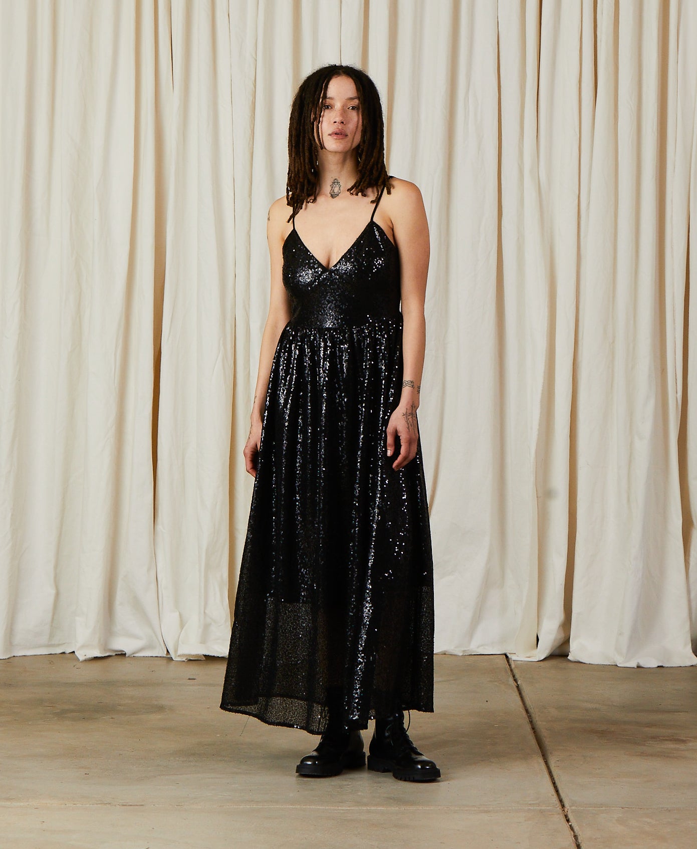 TIE BACK MAXI DRESS - BLACK SEQUINS