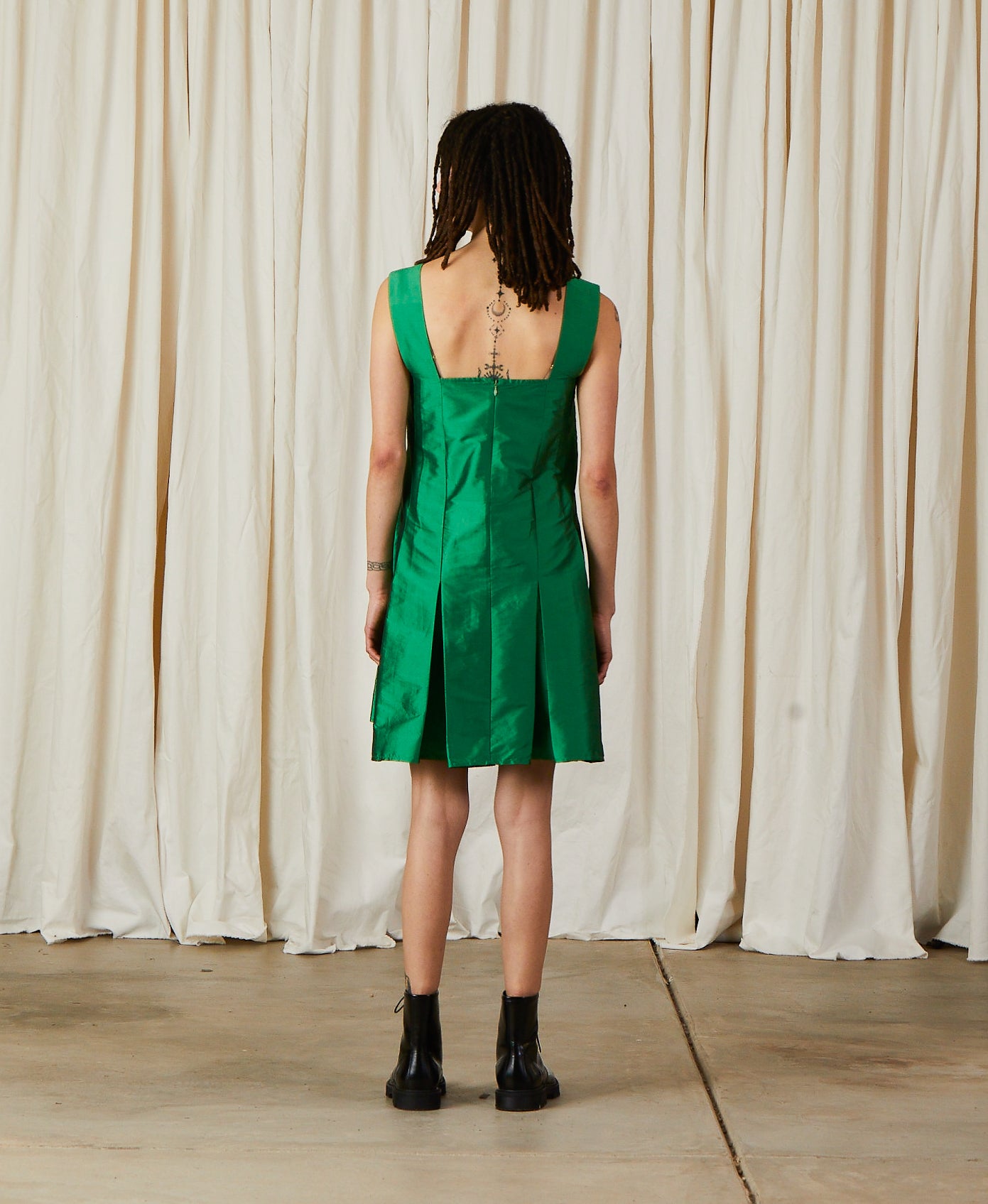 SAMPLE - PLEATED MINI DRESS - KELLY GREEN TAFFETA