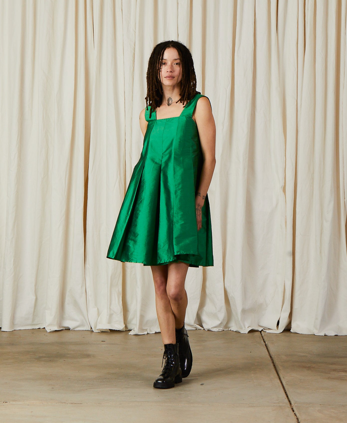 SAMPLE - PLEATED MINI DRESS - KELLY GREEN TAFFETA