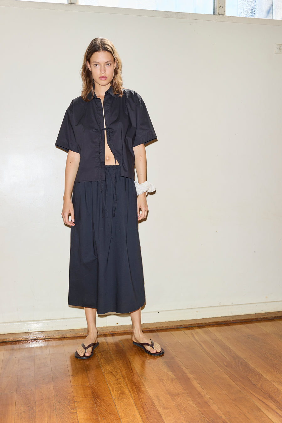 TIE UP SHIRT - BLACK