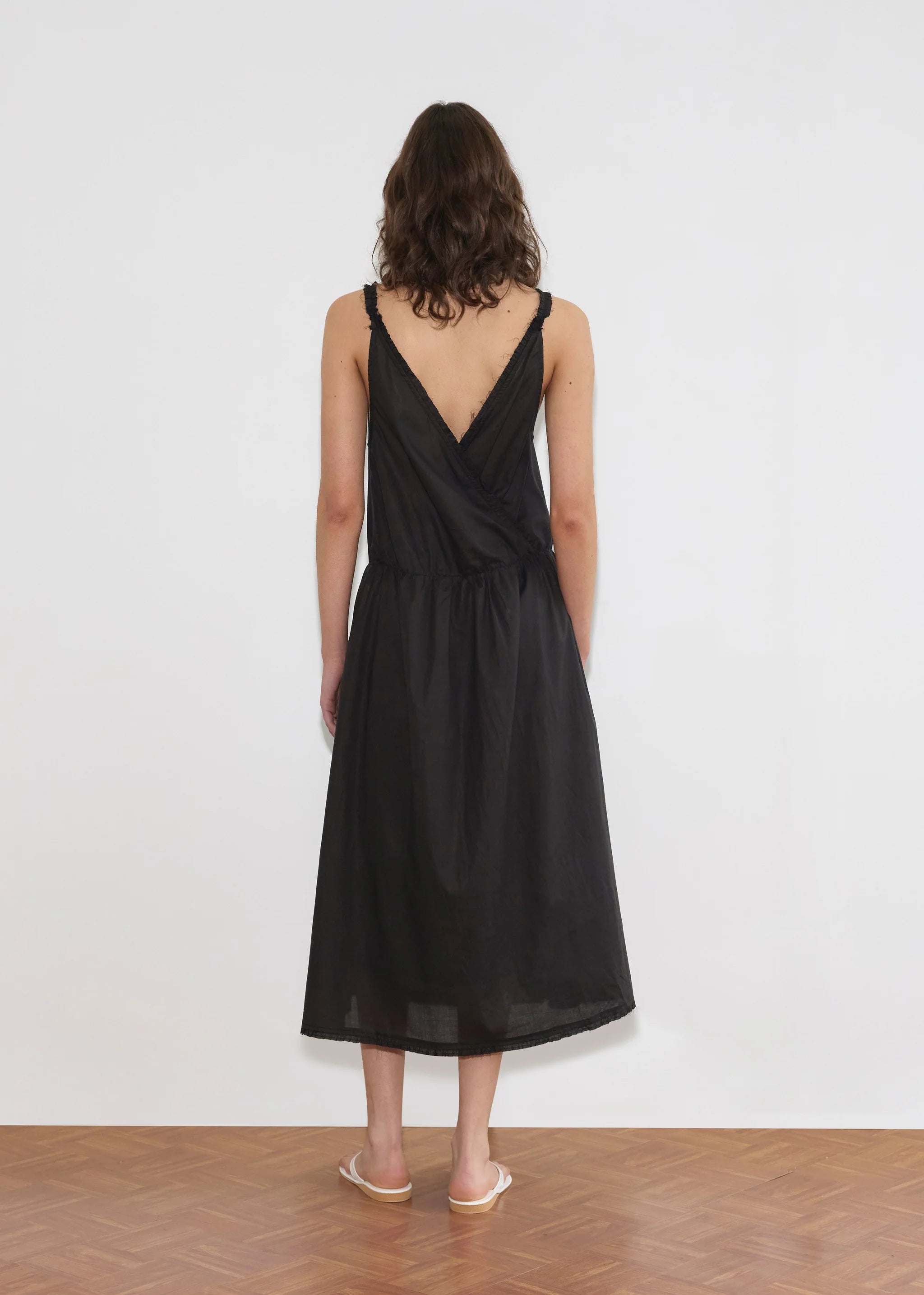 CROSSED DRESS - BLACK