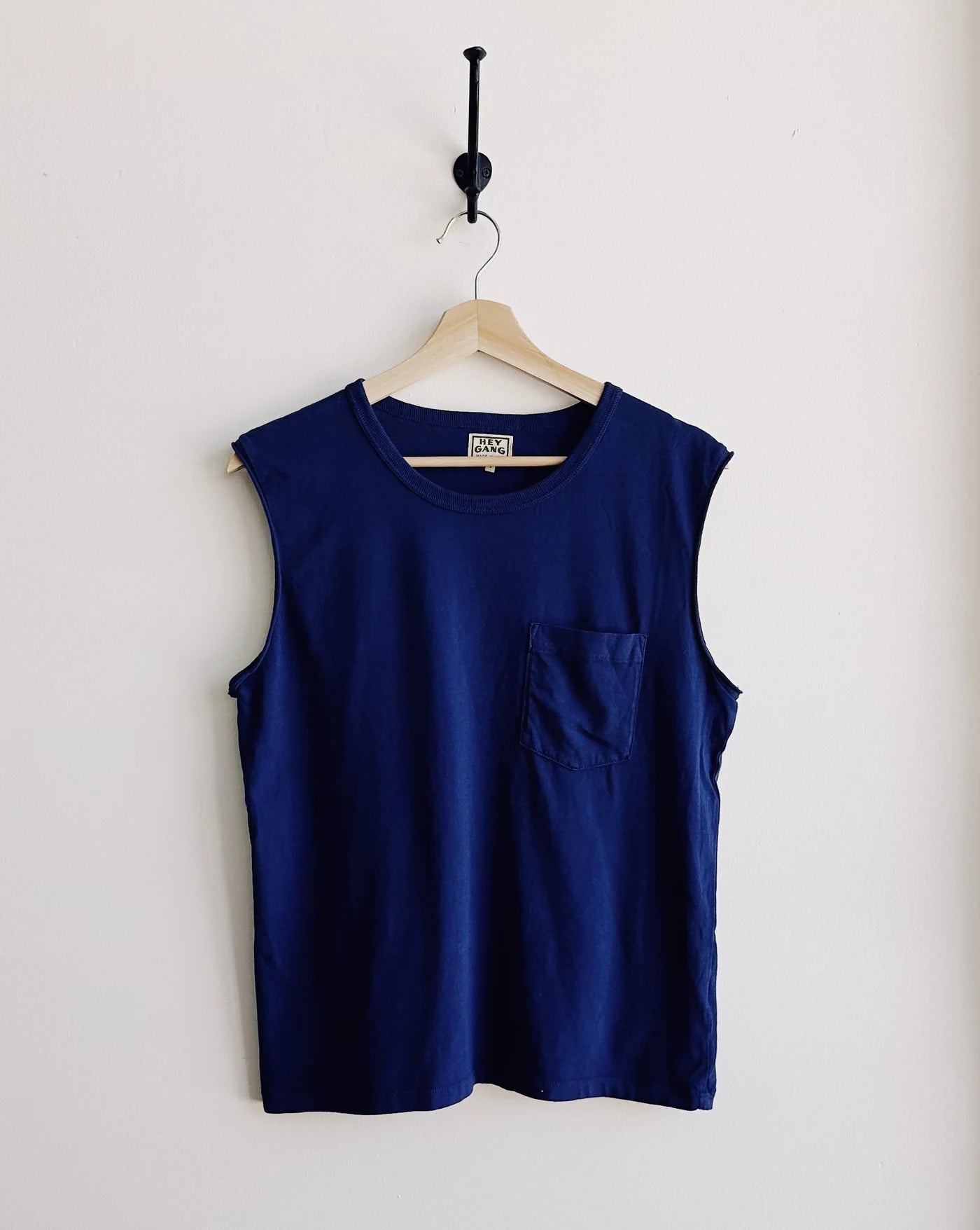 THE MUSCLE TEE - NAVY