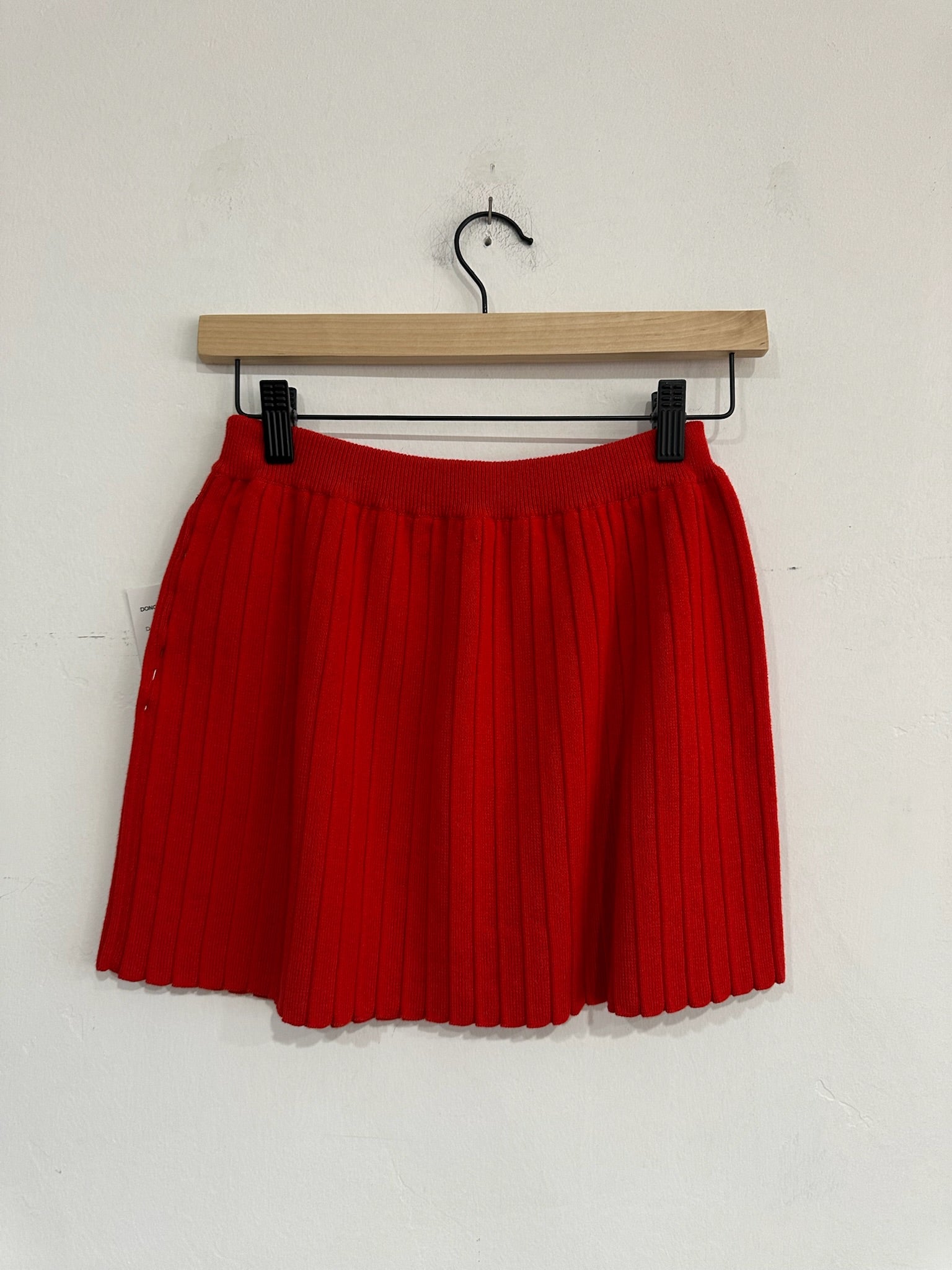 SAMPLE - KNIT PLEATED MINI SKIRT - POPPY