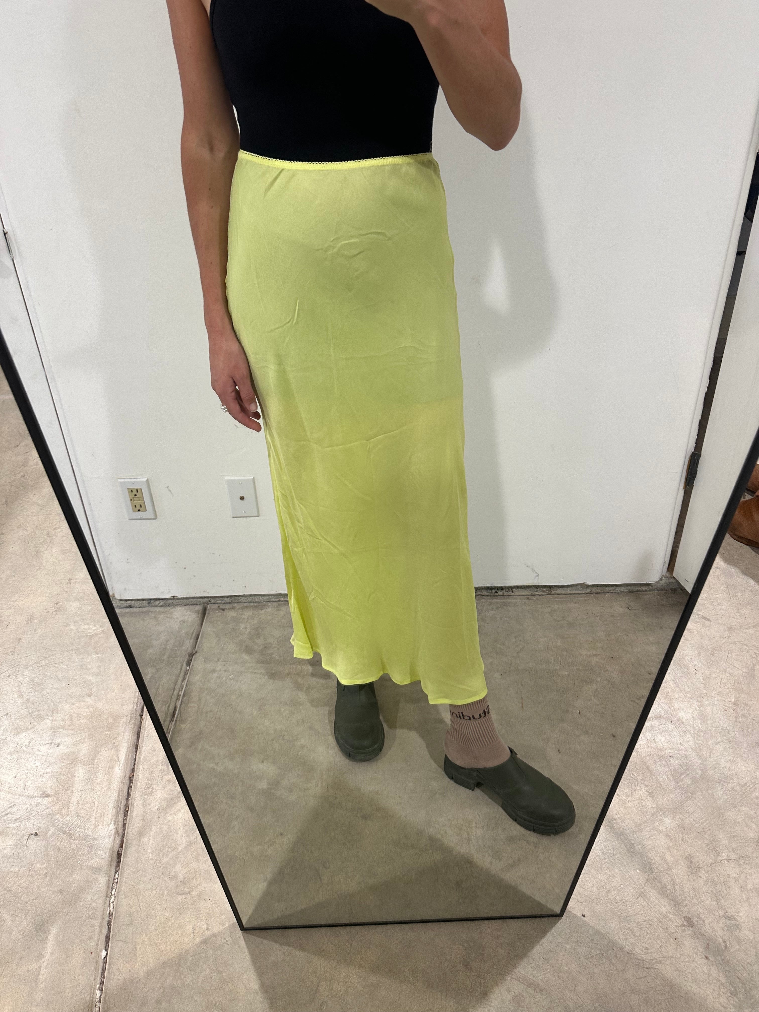 SAMPLE - SLIM MIDI SKIRT - YELLOW