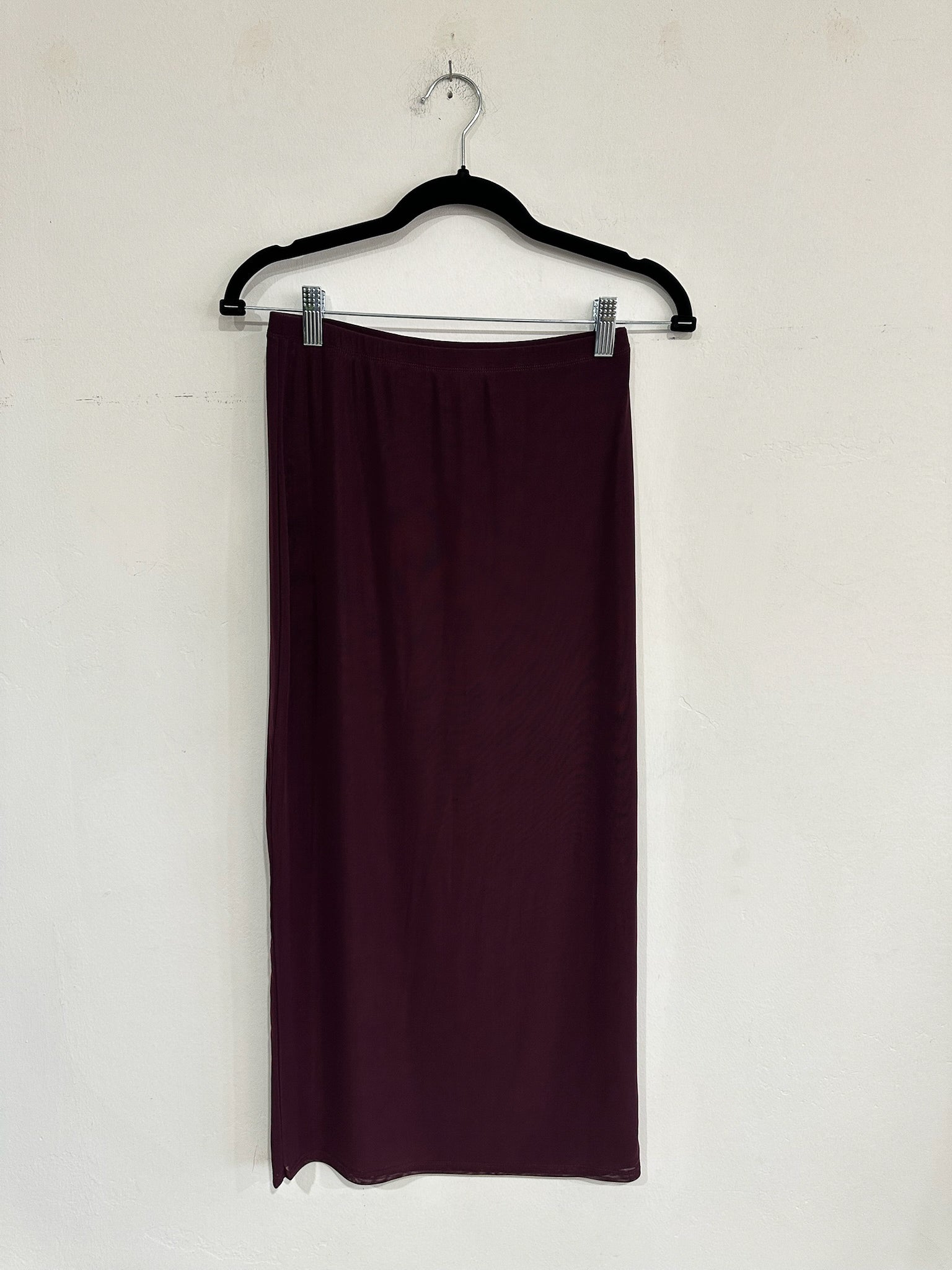 SAMPLE - MESH PENCIL SKIRT - PLUM