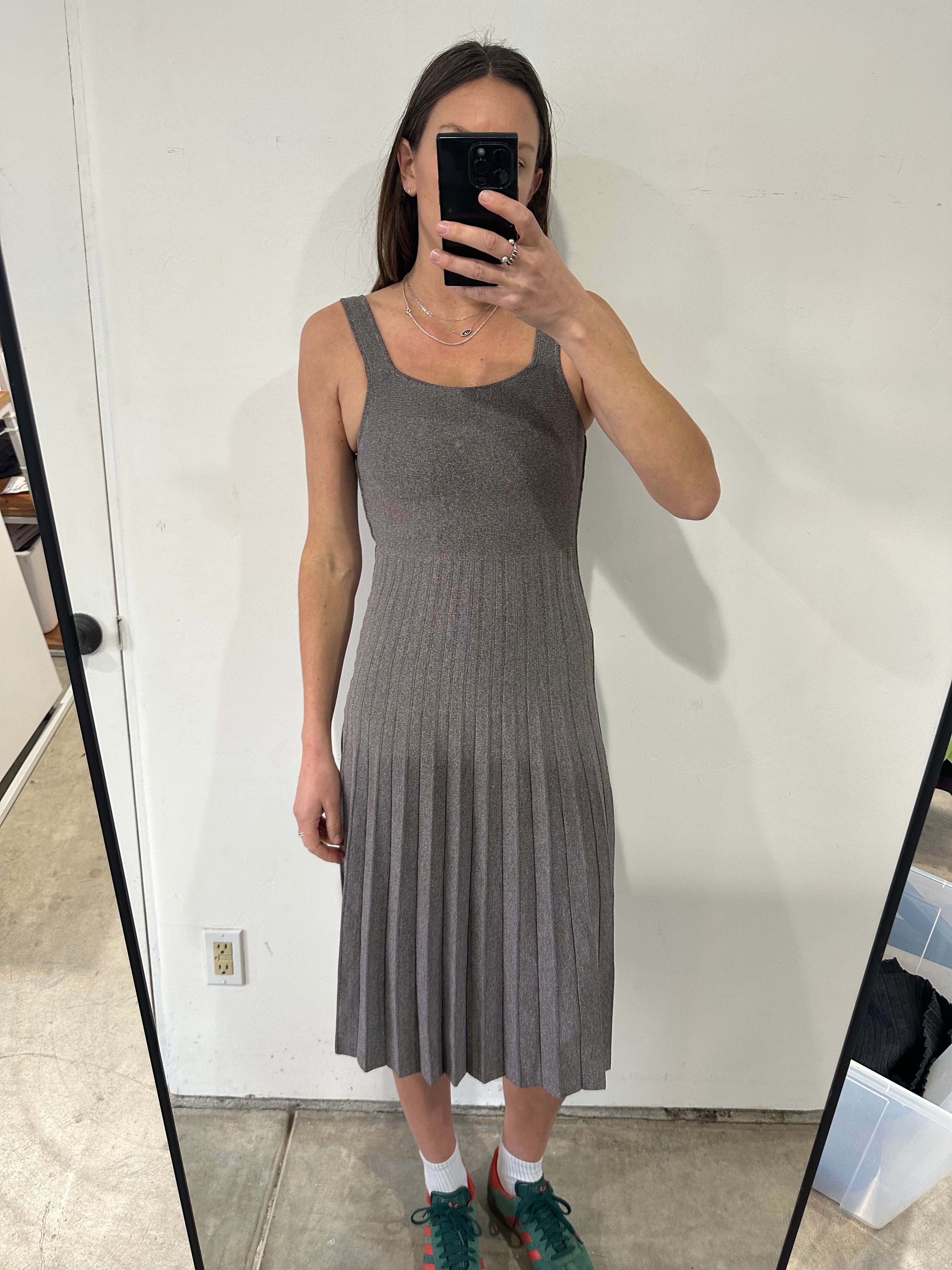 SAMPLE - FITTED TANK DRESS - GRAY