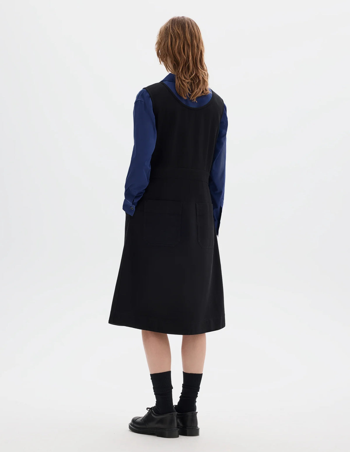 SLEEVELESS PINAFORE DRESS - BLACK