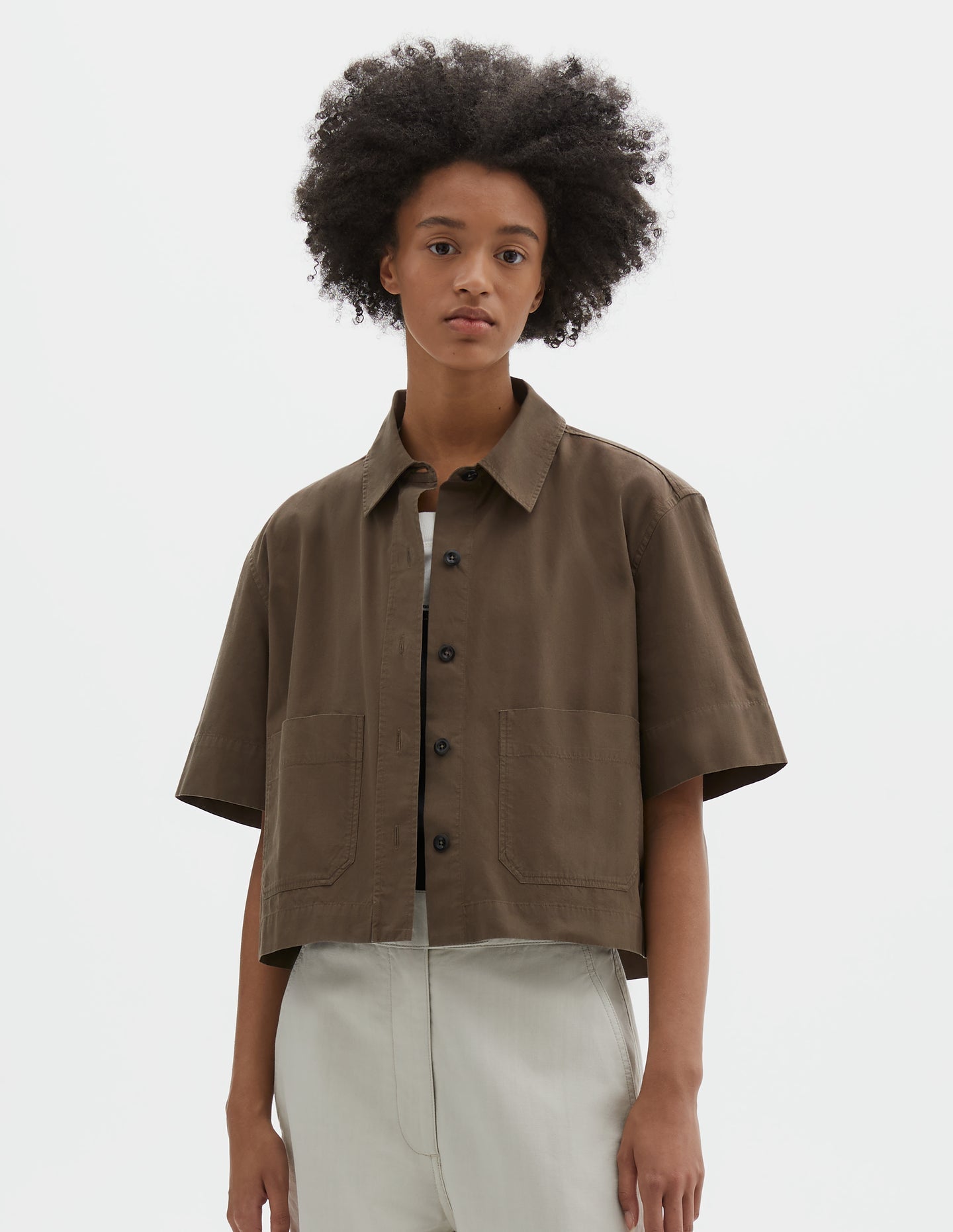 CROPPED UNIFORM SHIRT - SANDED COTTON POPLIN - UMBER