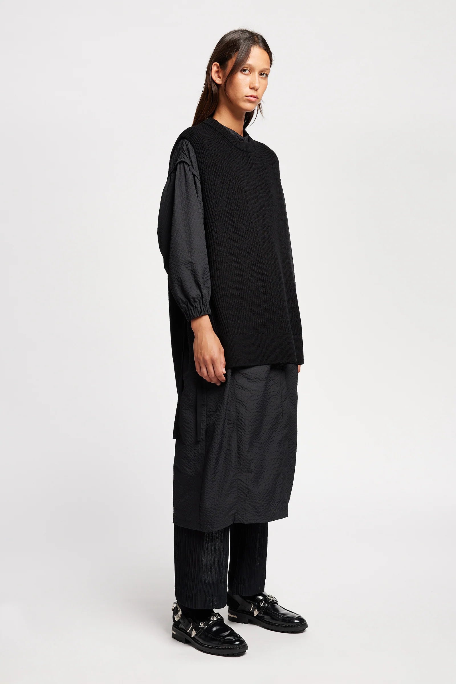 SHARD RIBBED VEST - BLACK