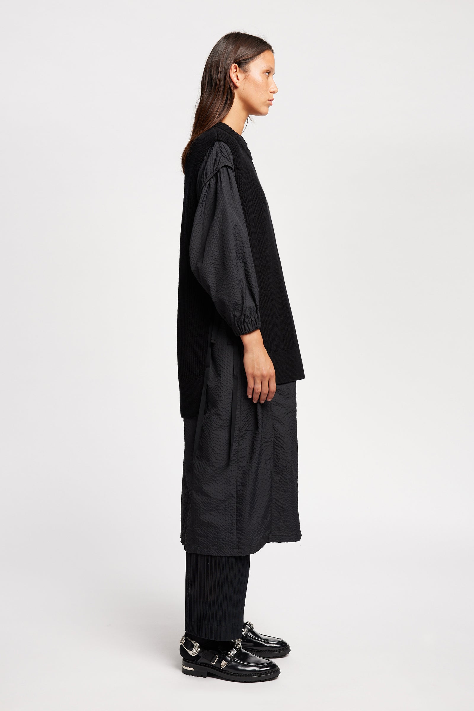 SHARD RIBBED VEST - BLACK