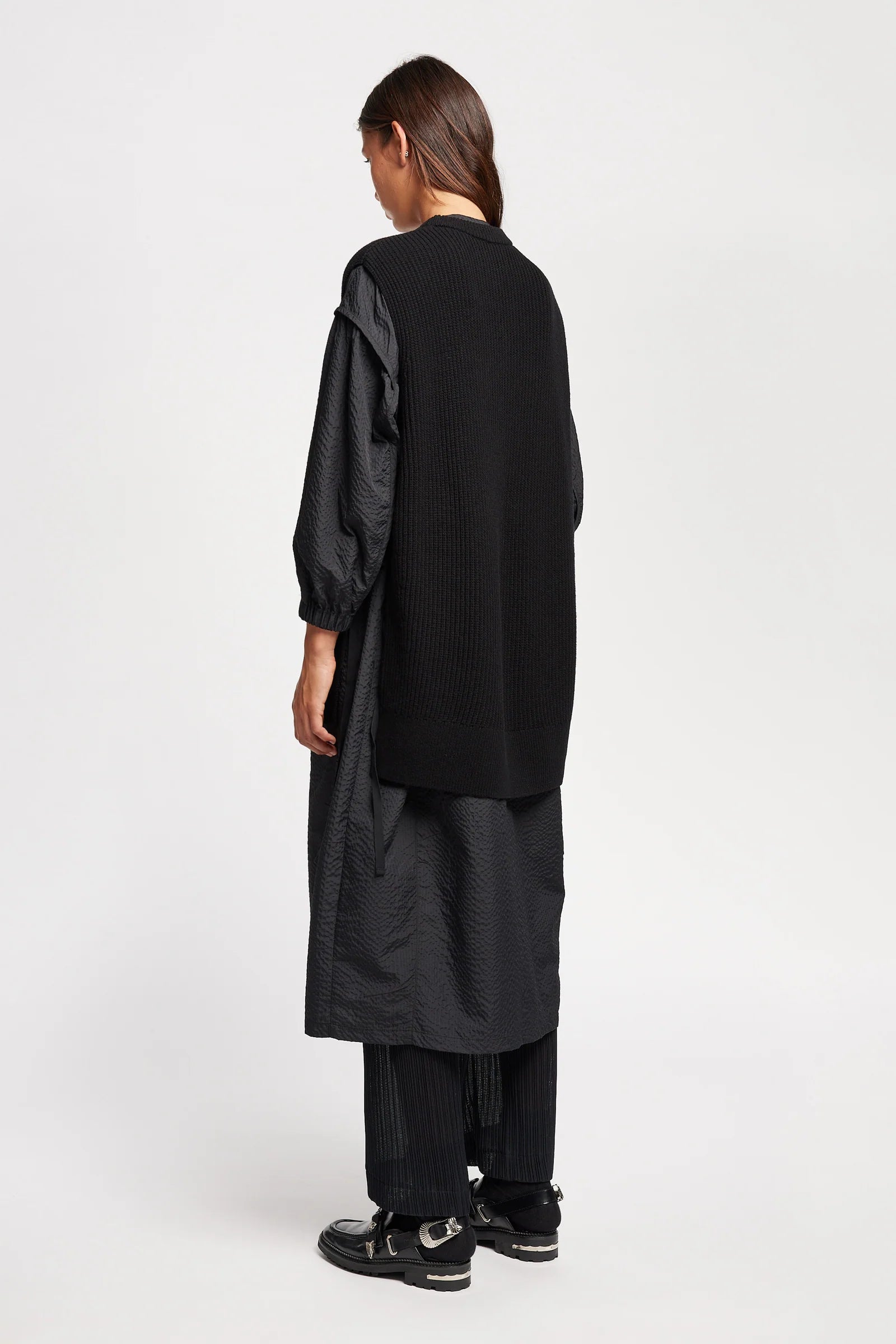 SHARD RIBBED VEST - BLACK