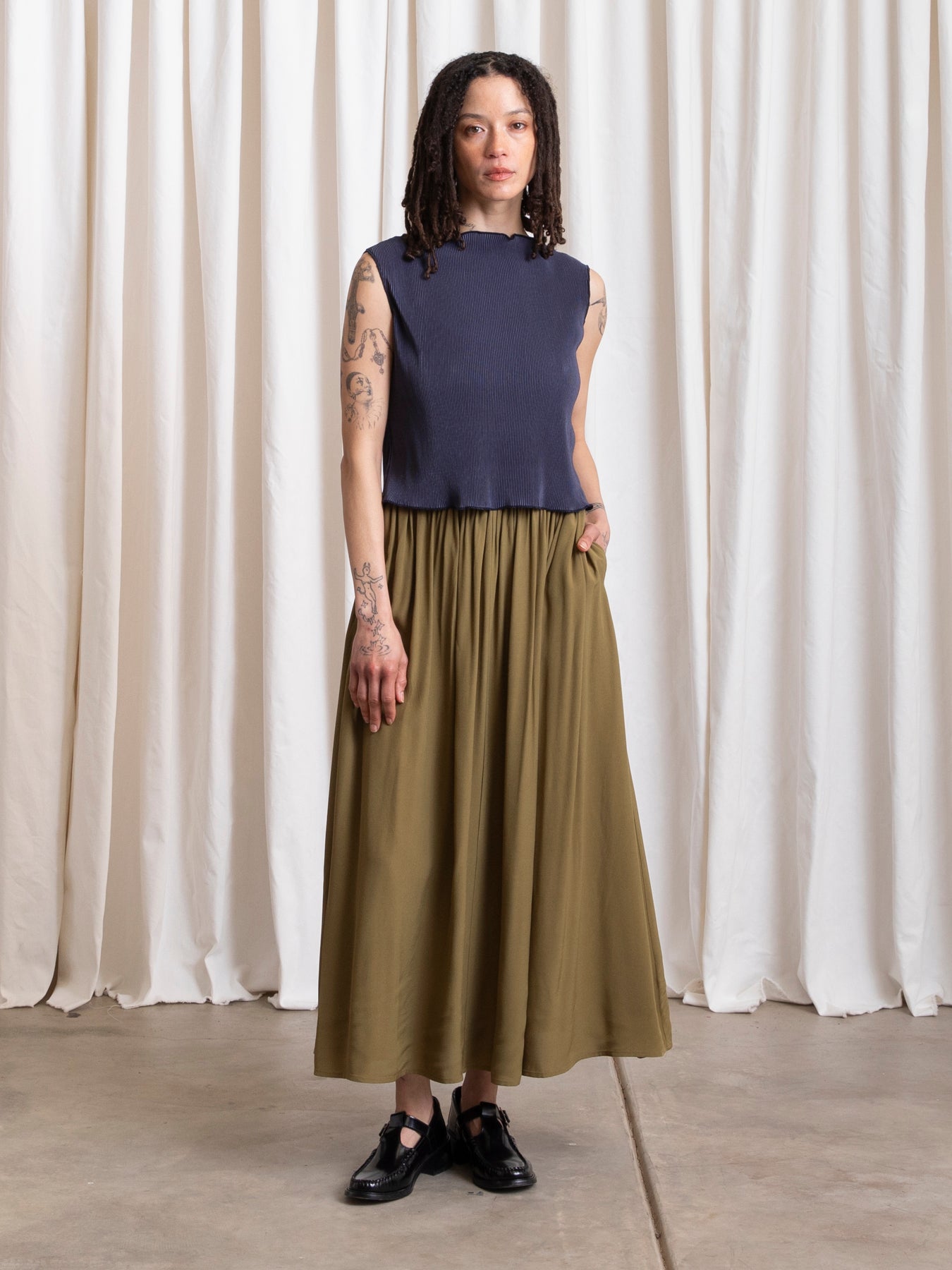 FULL SKIRT - OLIVE MATTE