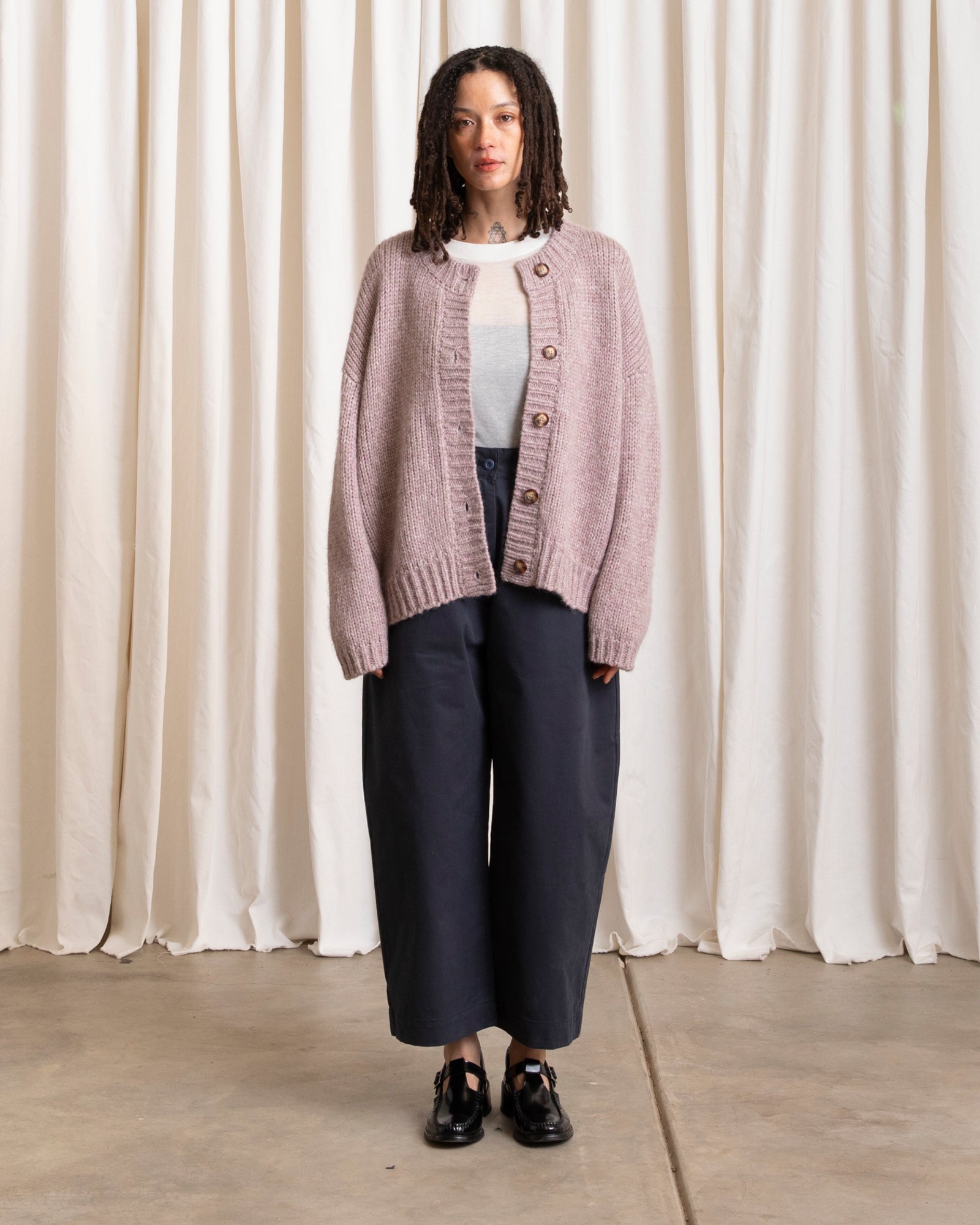 MERINO CREW-NECK CARDIGAN - MUTED LILAC