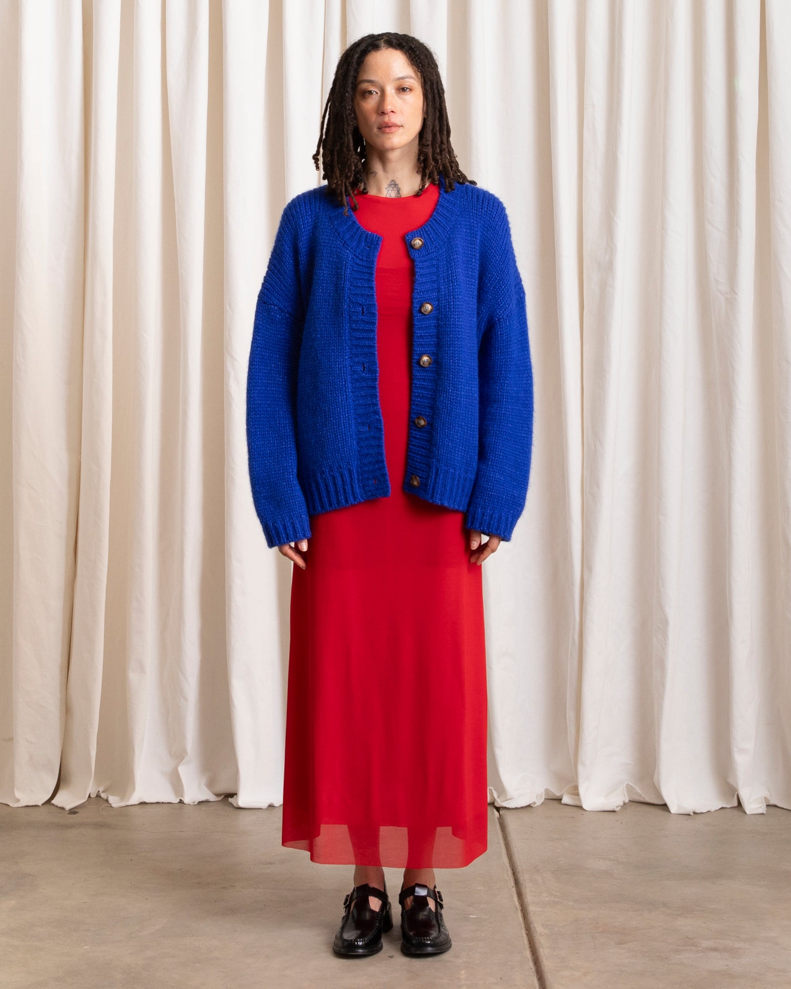 MERINO CREW-NECK CARDIGAN - COBALT