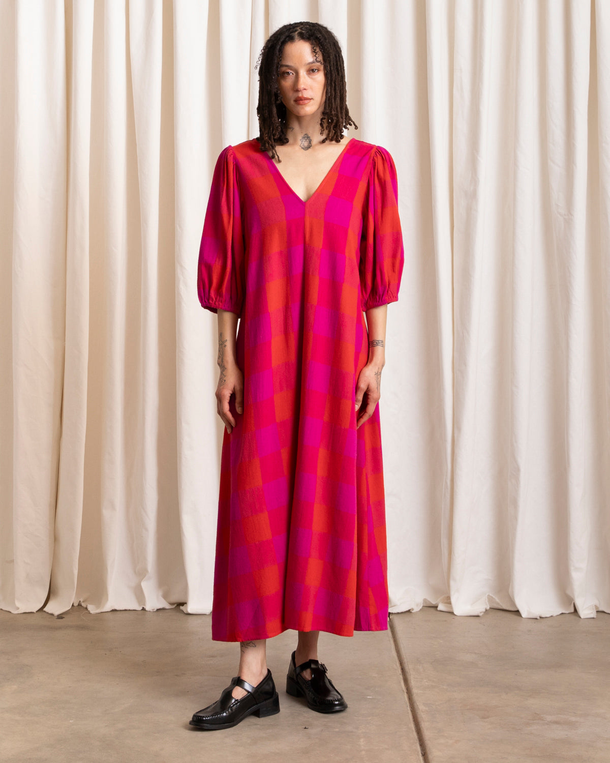 DOUBLE V-NECK MAXI DRESS - POPPY/PINK PLAID