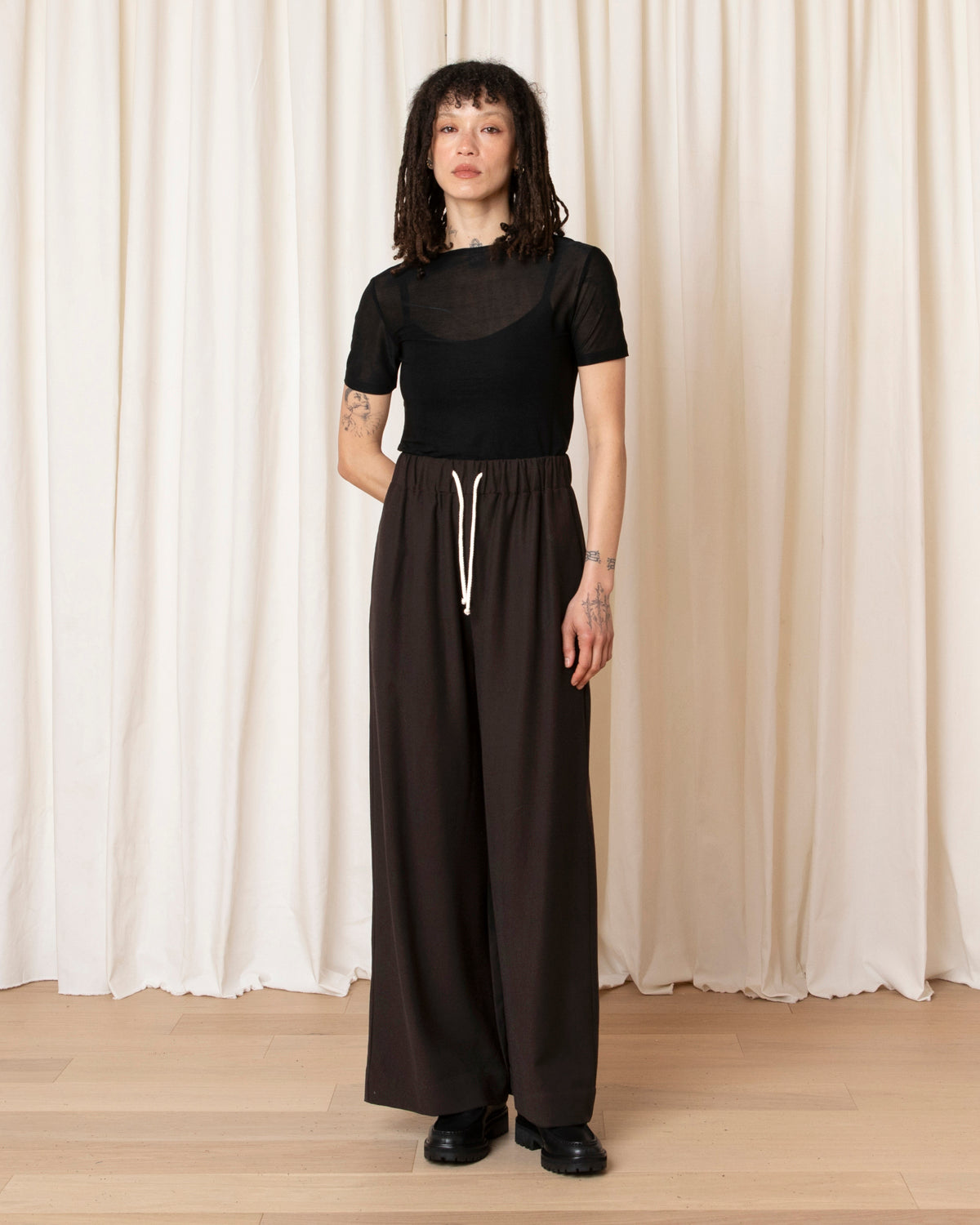 100% WOOL DRAWSTRING PANT - DARK BROWN