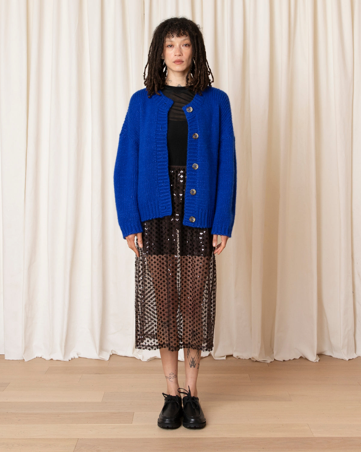 MERINO CREW-NECK CARDIGAN - COBALT