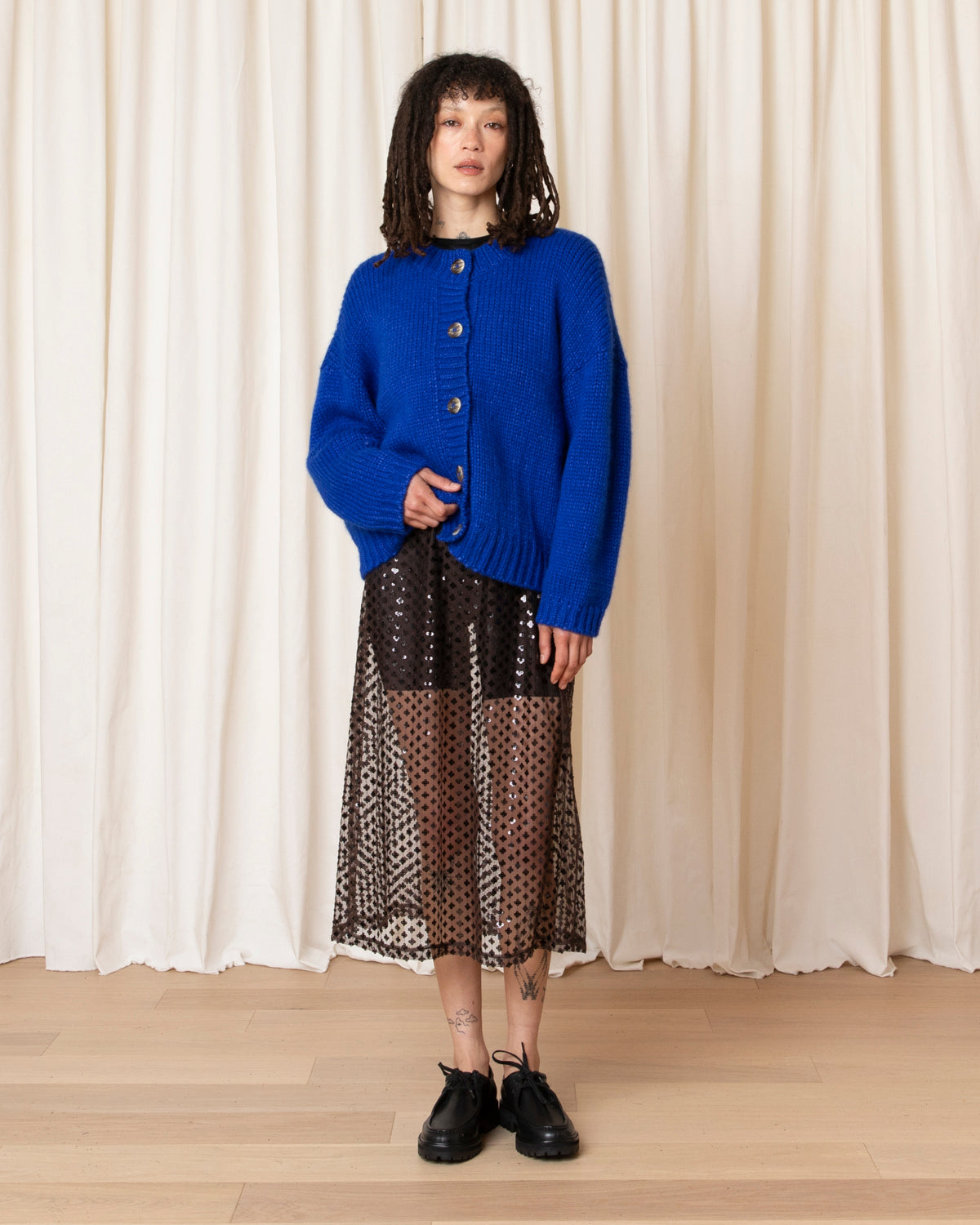 MERINO CREW-NECK CARDIGAN - COBALT