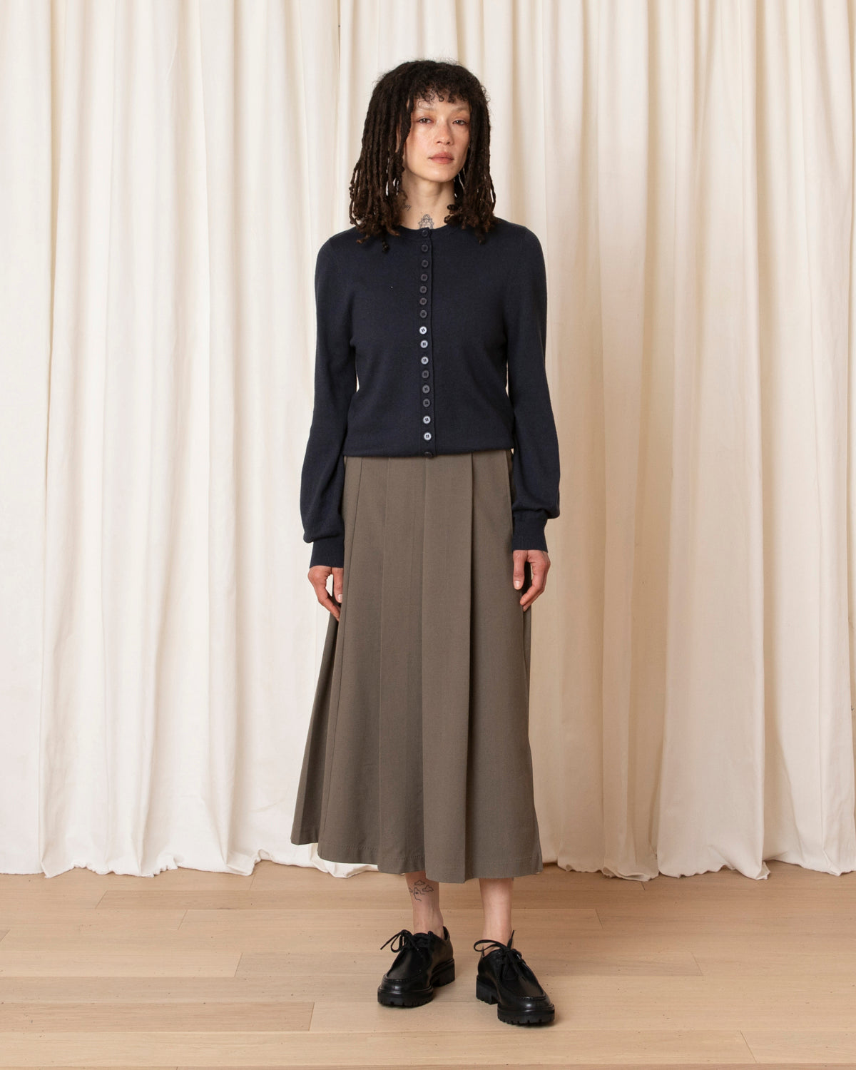 MULTI BUTTON CARDIGAN - NAVY