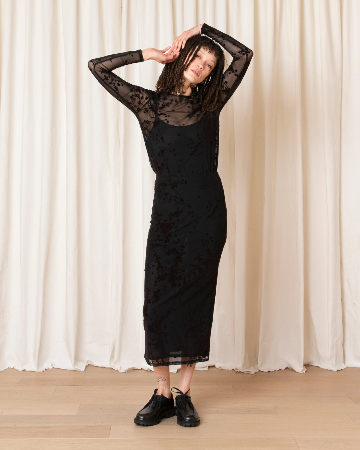 FLORAL MESH LS TOP - BLACK/BROWN FLOWER