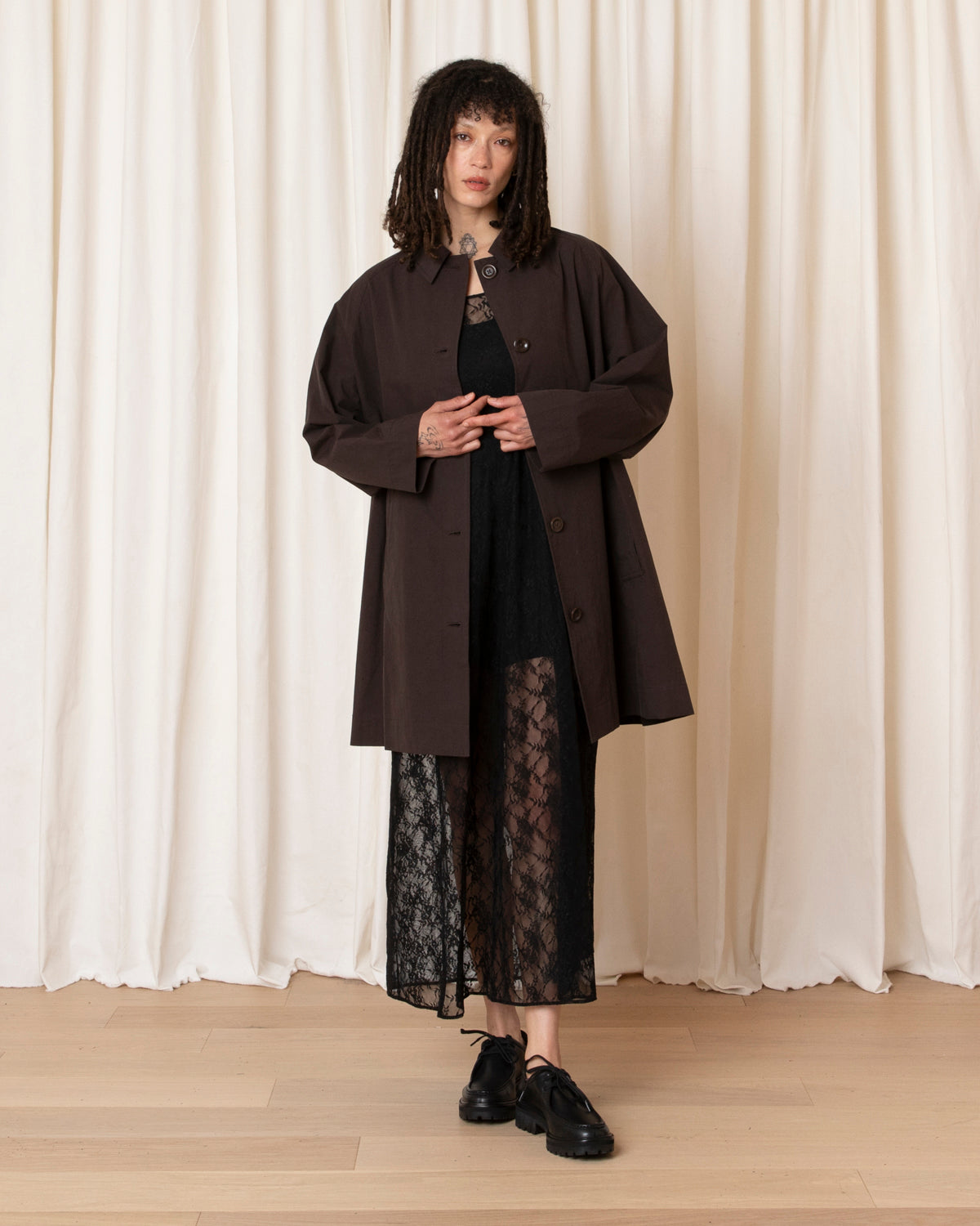 SHORT TRENCH - DARK BROWN