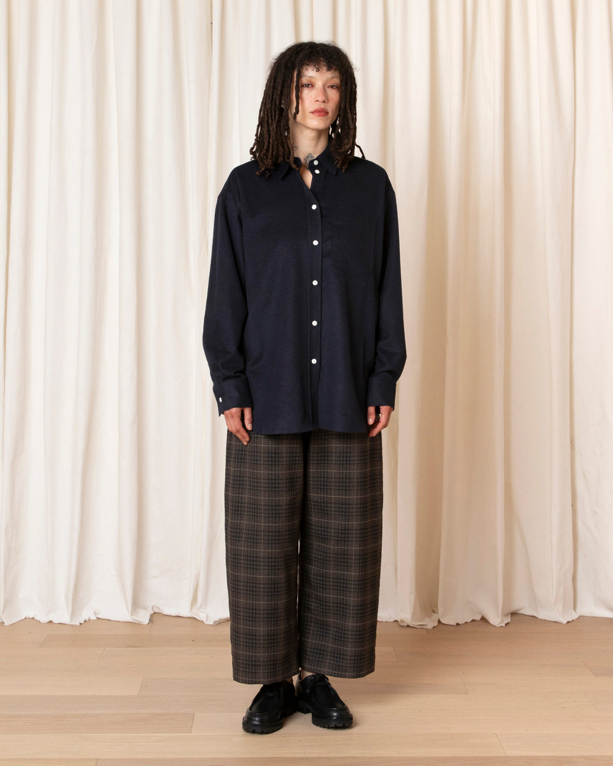 BUTTON DOWN OVERSIZED SHIRT - NAVY