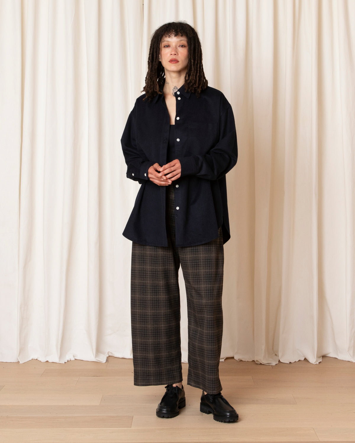 BUTTON DOWN OVERSIZED SHIRT - NAVY